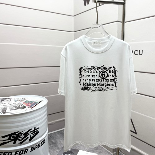 MM6 Maison Margiela Printed Crewneck T-Shirt, Unisex Fashion 1 MM6 Maison Margiela Printed Crewneck T-Shirt, Unisex Fashion