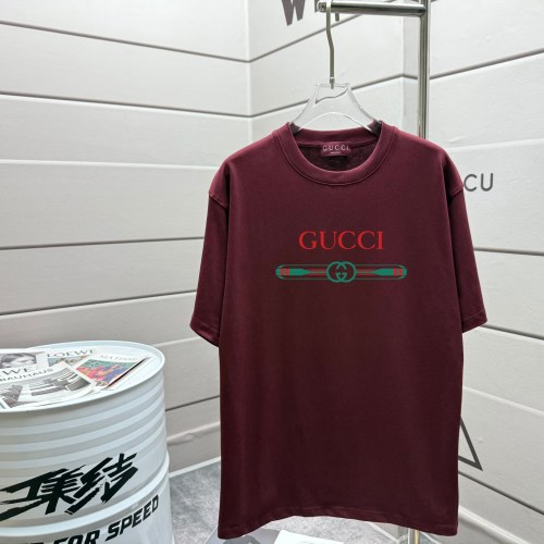 Gucci 2025SS Logo T-Shirt,Designer Cotton Tee, Unisex Fashion Top 1 Gucci 2025SS Logo T-Shirt,Designer Cotton Tee, Unisex Fashion Top