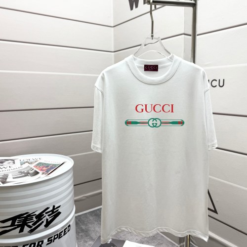 Gucci 2025SS Logo Print Cotton T-Shirt, Unisex Fashion, Multiple Colors 1 Gucci 2025SS Logo Print Cotton T-Shirt, Unisex Fashion, Multiple Colors