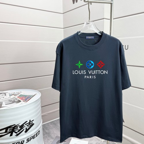 Louis Vuitton Paris Logo Print Short Sleeve T-Shirt | Unisex Design 1 Louis Vuitton Paris Logo Print Short Sleeve T-Shirt | Unisex Design