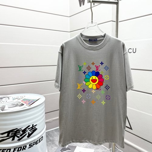 Louis Vuitton 2025 Spring/Summer Runway Printed Short Sleeve T-Shirt 1 Louis Vuitton 2025 Spring/Summer Runway Printed Short Sleeve T-Shirt