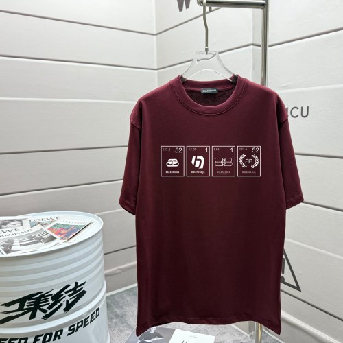 Balenciaga 2025SS Runway T-Shirt, High-Density Fabric, Oversized Fit 1 Balenciaga 2025SS Runway T-Shirt, High-Density Fabric, Oversized Fit