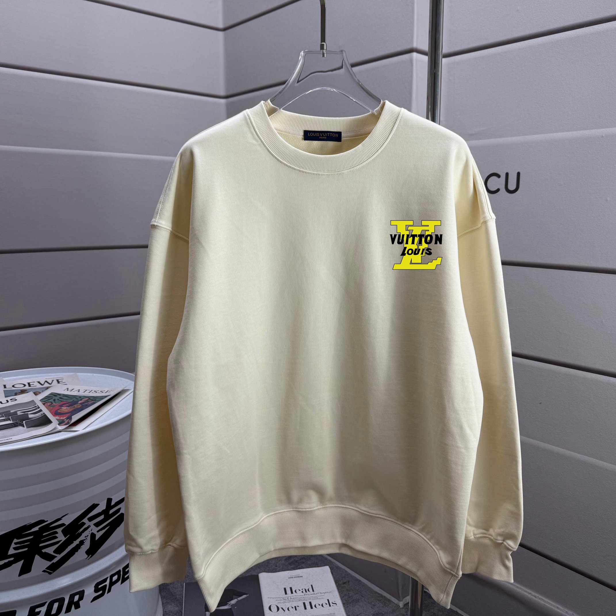 לואי ויטון 2025ss חולצת קולר מודרנית – נוחות וסגנון