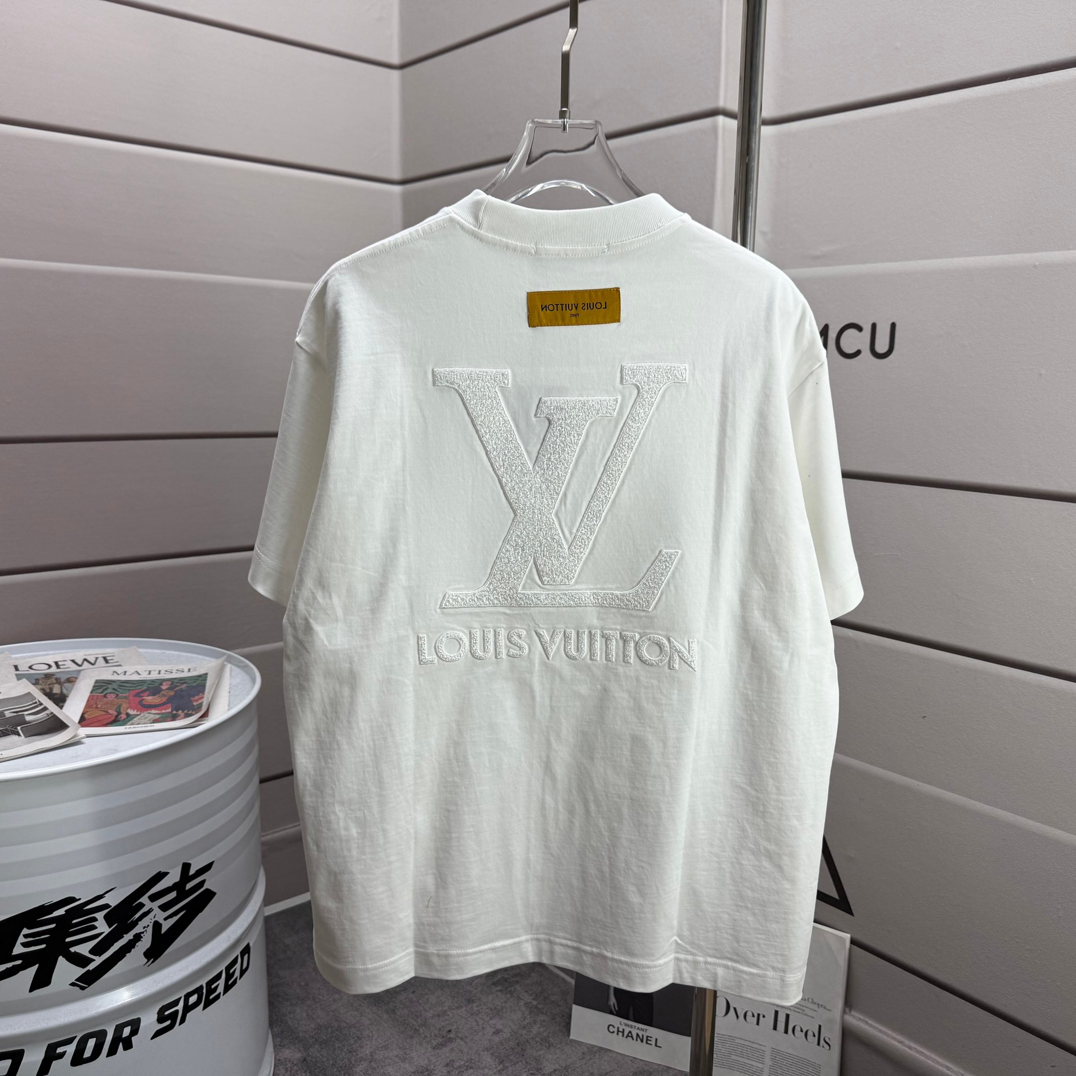 P90 1v Louis* 2025 nuevo estilo primavera y verano, letras bordadas al vacío personalizadas, camiseta de manga corta co…