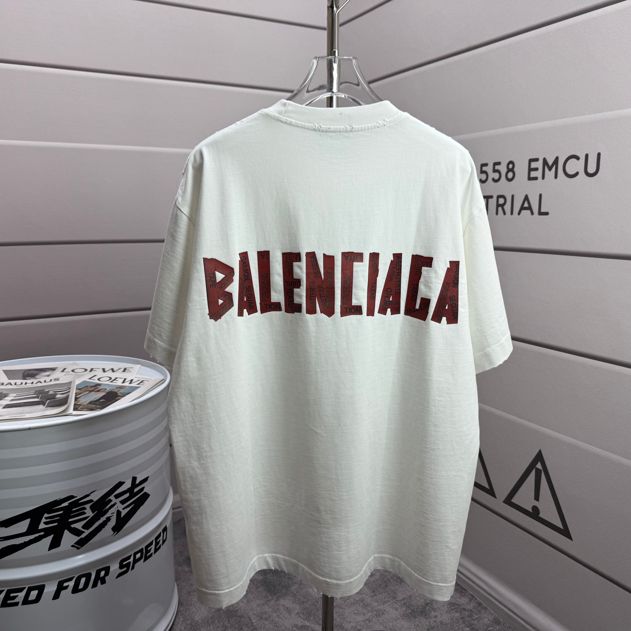 P90 Balenciag* nueva primavera/verano 2026, camiseta de cuello redondo de 320g lavada y desgastada, unisex holgada. Pro…
