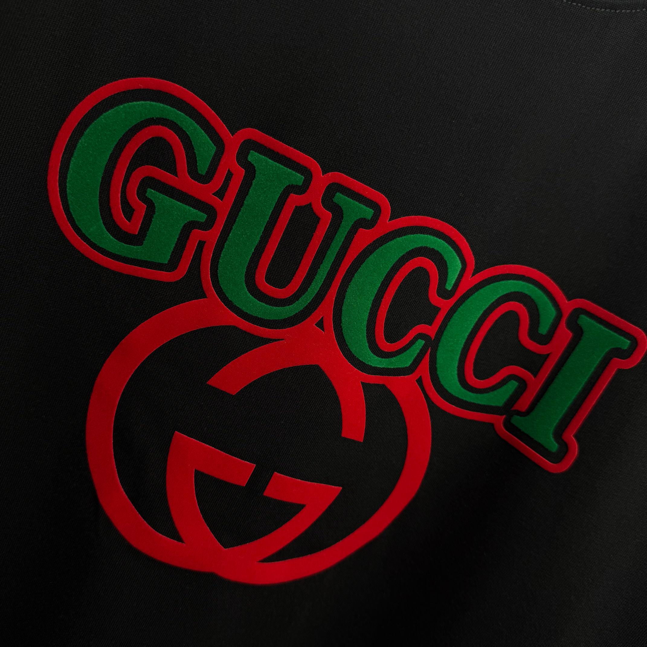 Gucci # Gu* 古驰*2026春夏新款 双G胸前Gucci字母立体拼色植绒 短袖T恤 定制双纱平纹纯棉面料