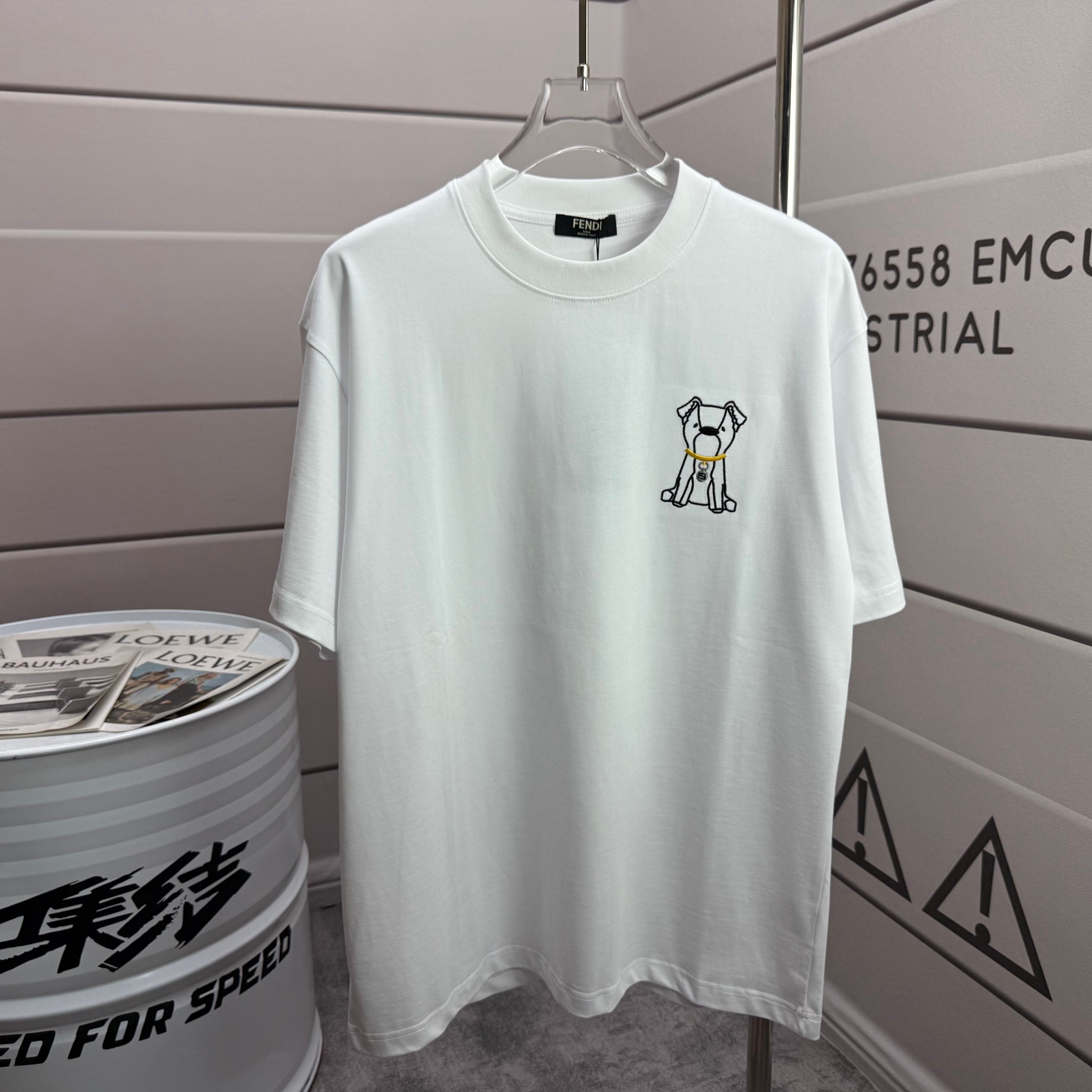 #@85 FEN*di Fendi 2026 nueva temporada primavera/verano camiseta de manga corta, bordado tridimensional clásico, tejido…