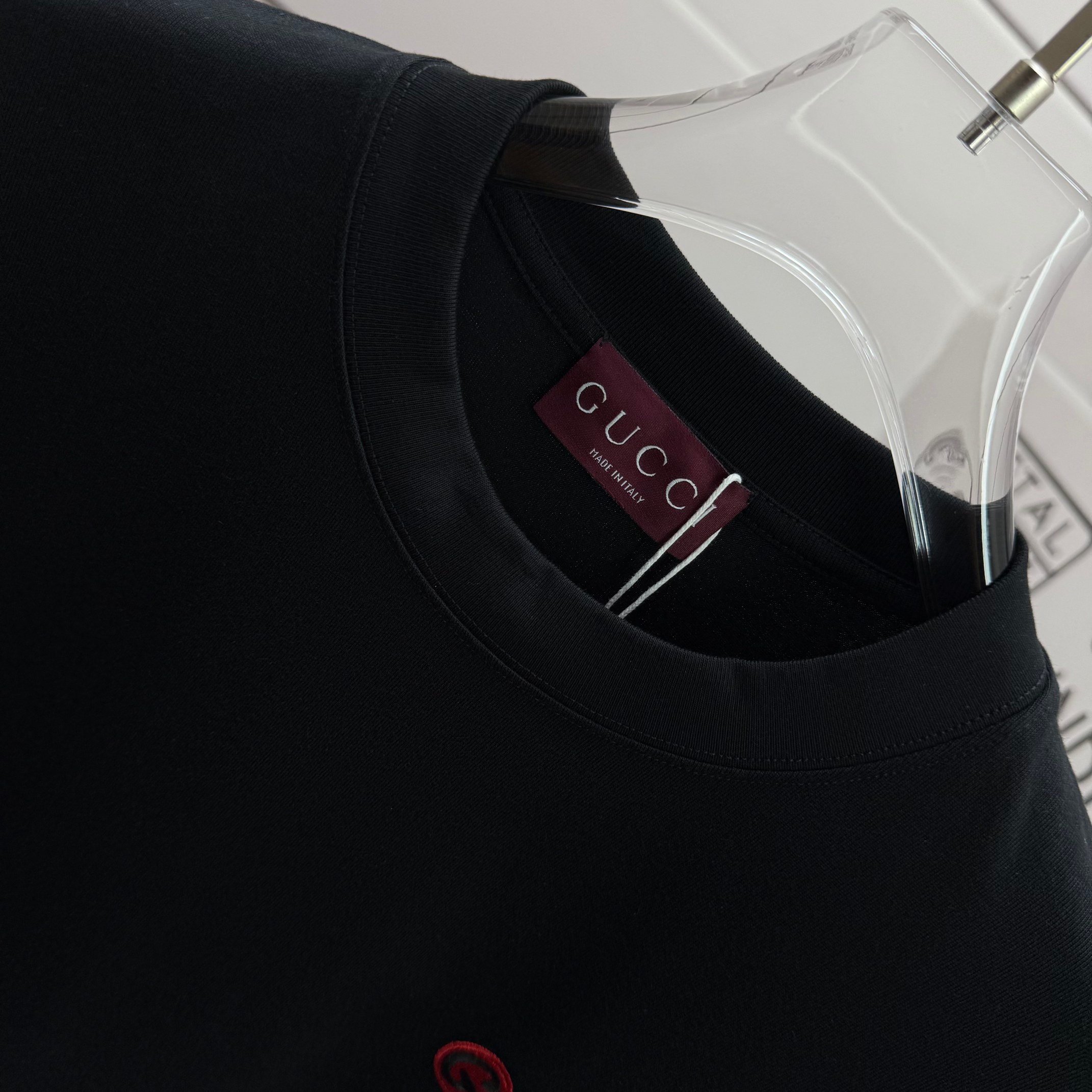 Gucci # Gu* 古驰*2026春夏新款 双G胸前Gucci字母刺绣工艺 +印花 短袖T恤 定制双纱平纹纯棉面料