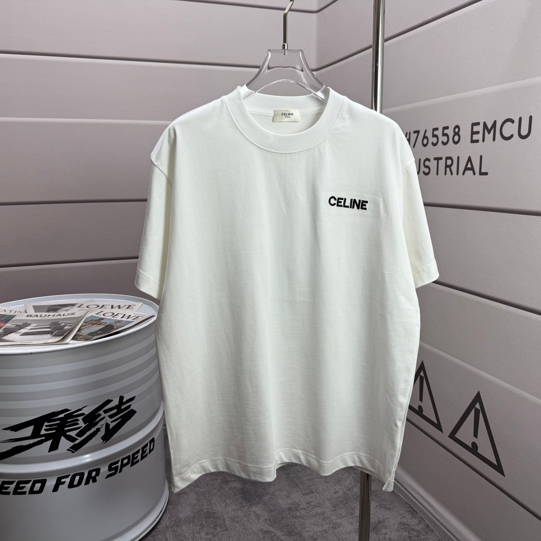 Celine # Celi* 塞琳 塞林 2026春夏款 简约字母刺绣工艺个性logo 定制双纱平纹纯棉面料 短袖T恤