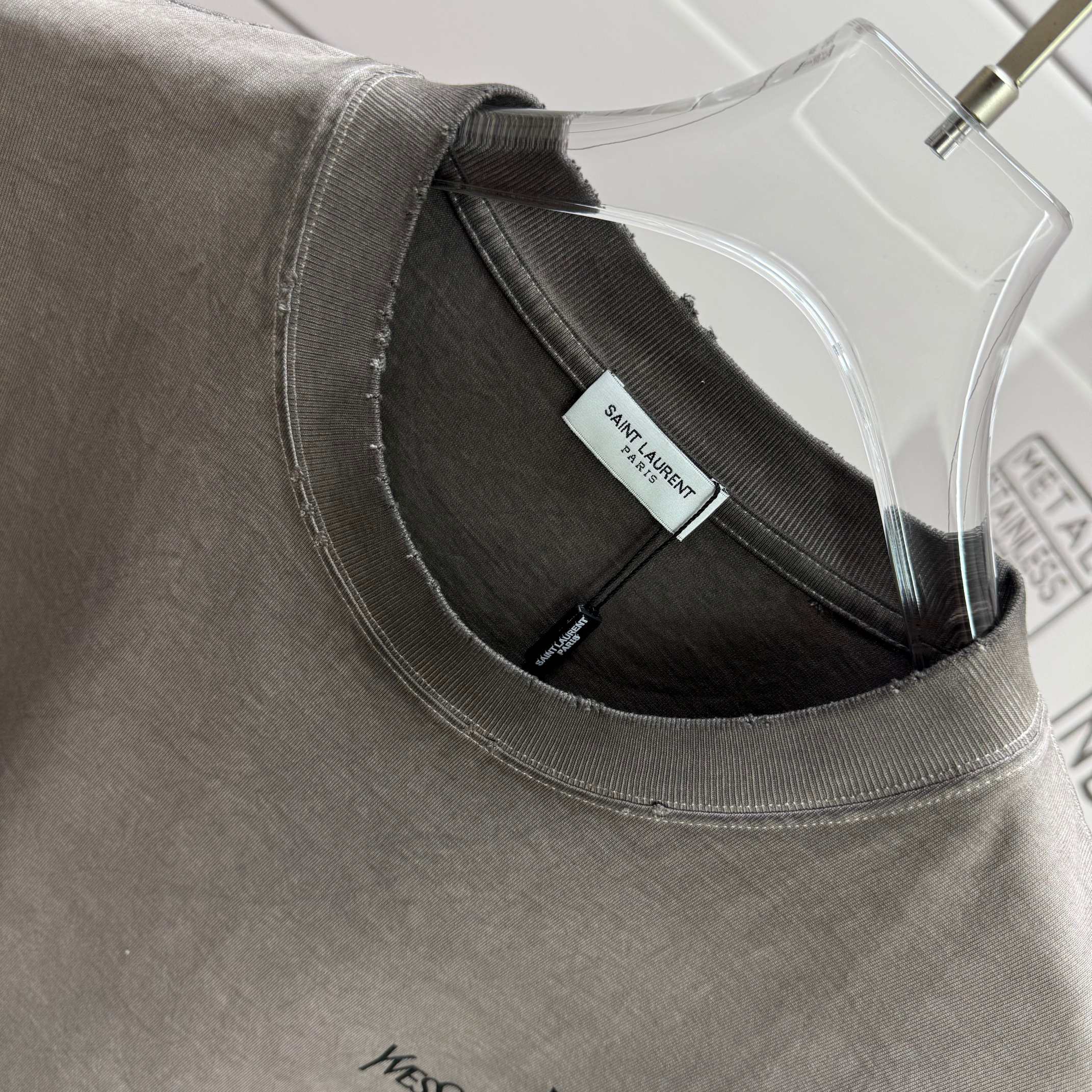 Saint Laurent # YS* 圣罗*兰2026春夏新款 洗水磨破320克圆领短袖tee 宽松版
