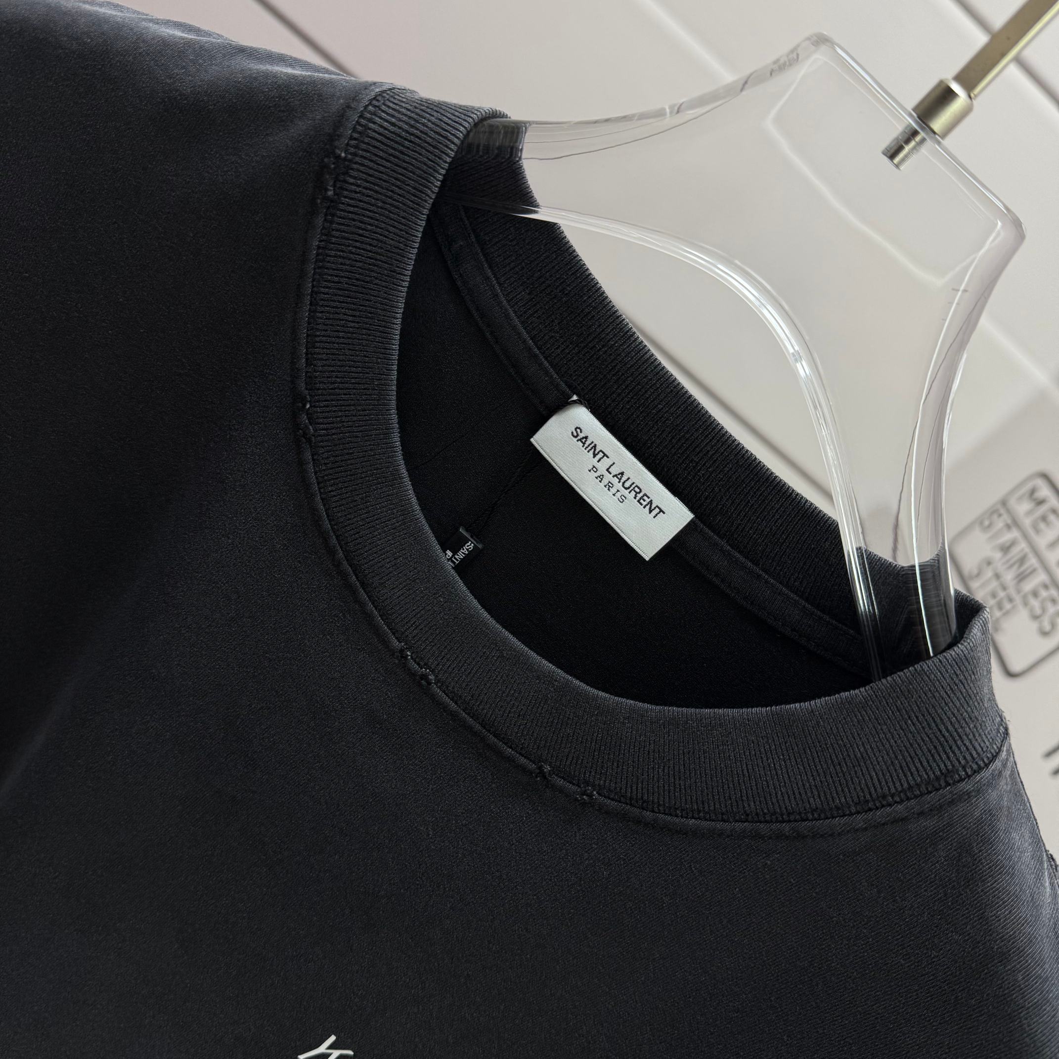 Saint Laurent # YS* 圣罗*兰2026春夏新款 洗水磨破320克圆领短袖tee 宽松版