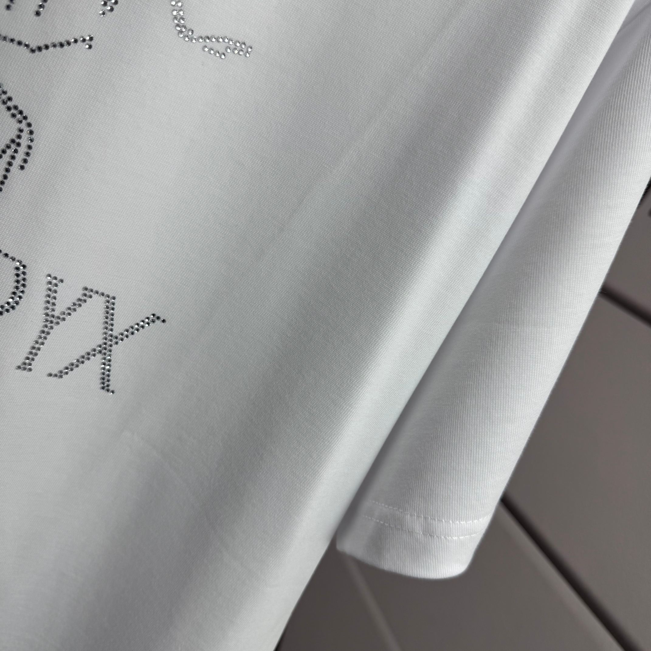 Arc'teryx # ARC'TERYX*始祖*鸟 2026春夏新款 个性 字母烫钻工艺 定制双纱平纹纯棉面料 短袖T恤