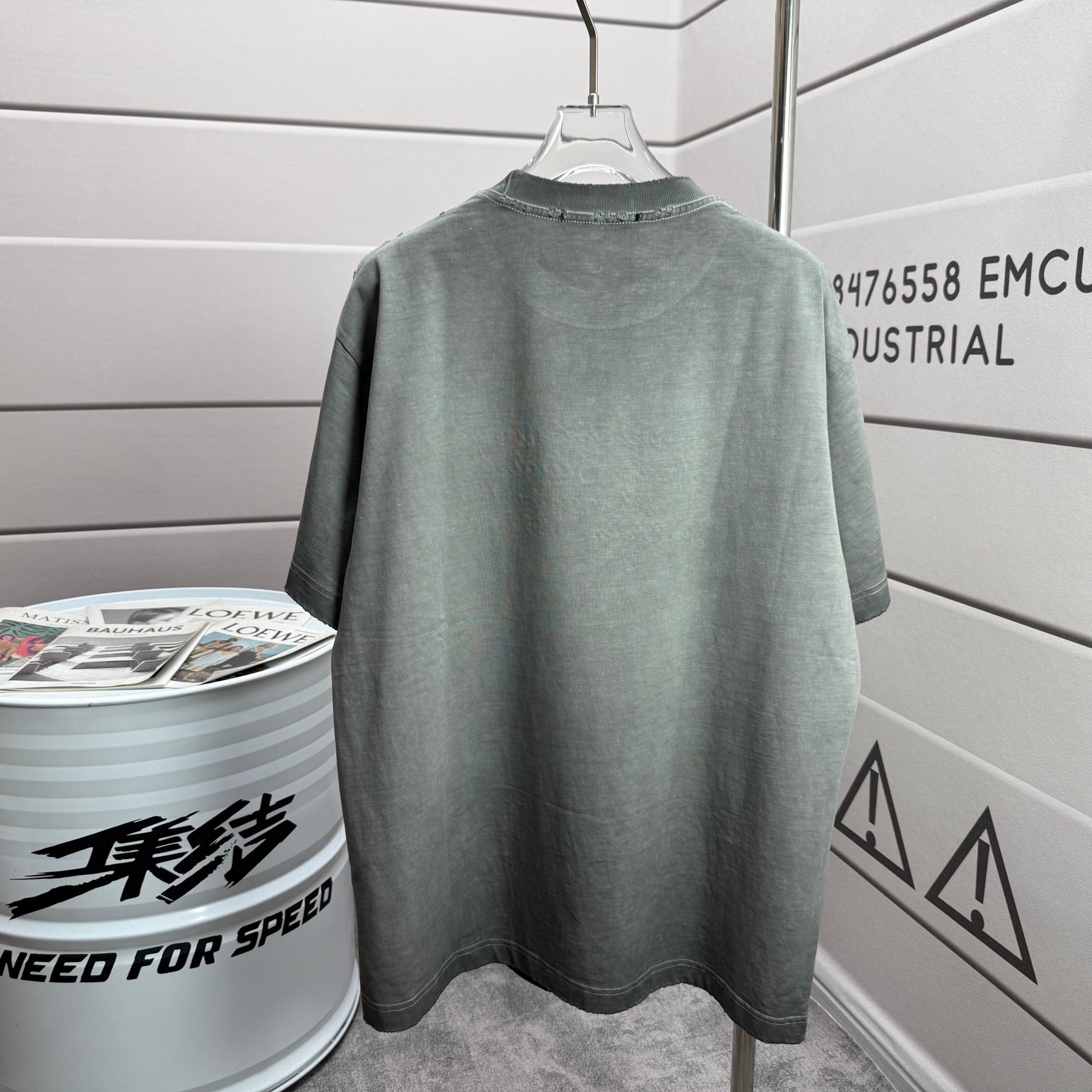Dior # Acne* studios* 艾克*妮2026春夏新款 发泡字母工艺 洗水磨破320克圆领短袖tee 宽松版