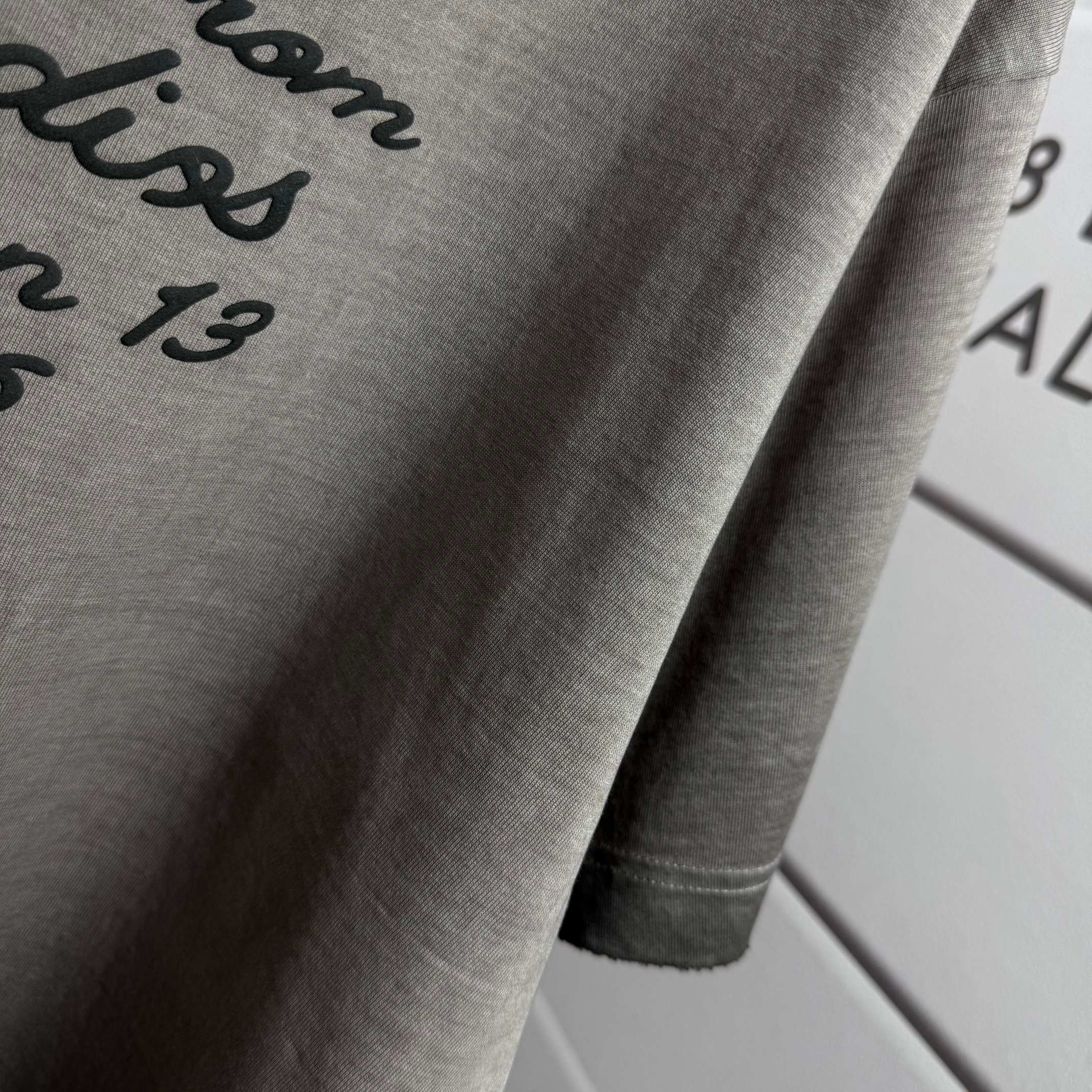 Dior # Acne* studios* 艾克*妮2026春夏新款 发泡字母工艺 洗水磨破320克圆领短袖tee 宽松版