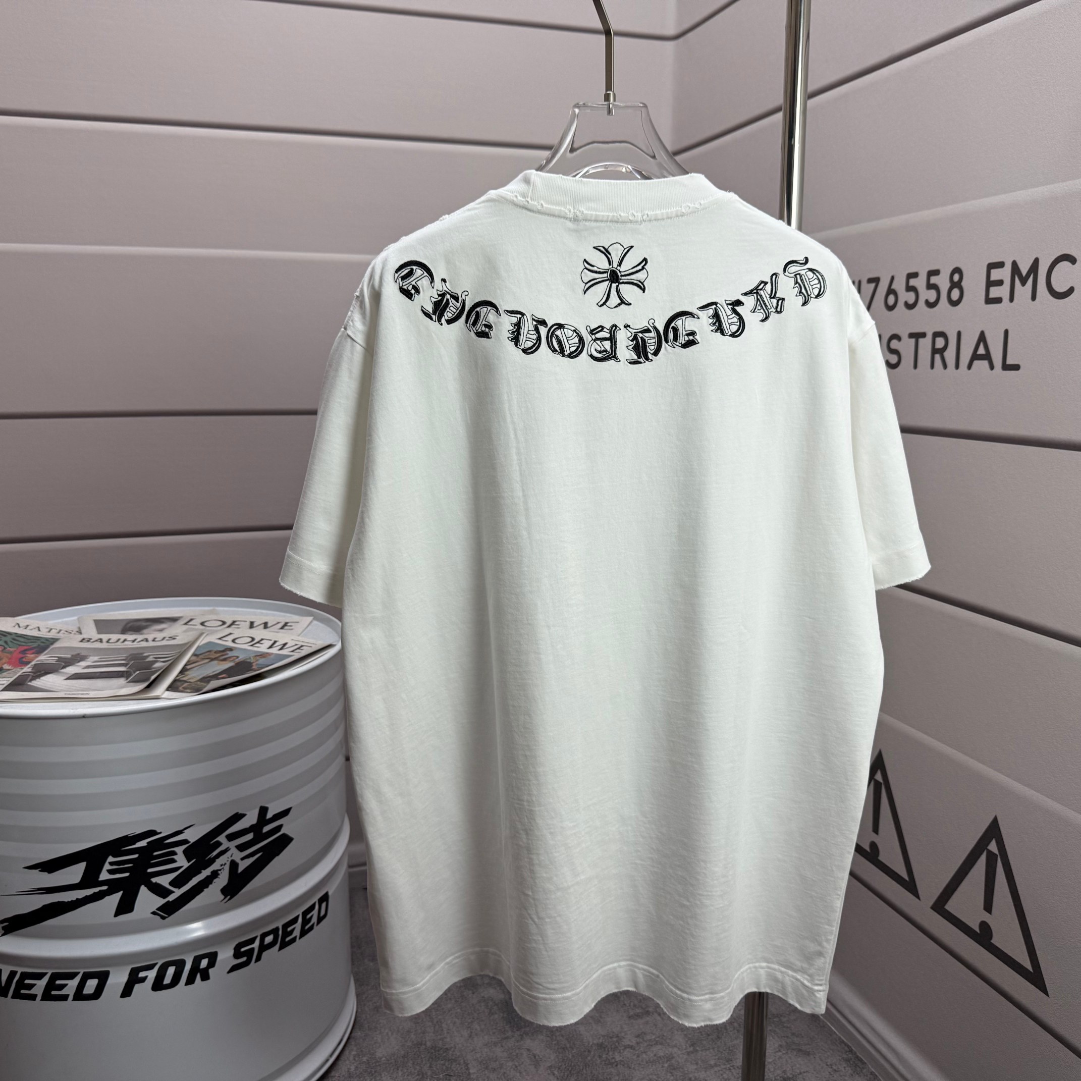 Chrome Hearts # CH 克罗* 2026春夏新款 洗水磨破320克圆领短袖tee 宽松版 刺绣工艺