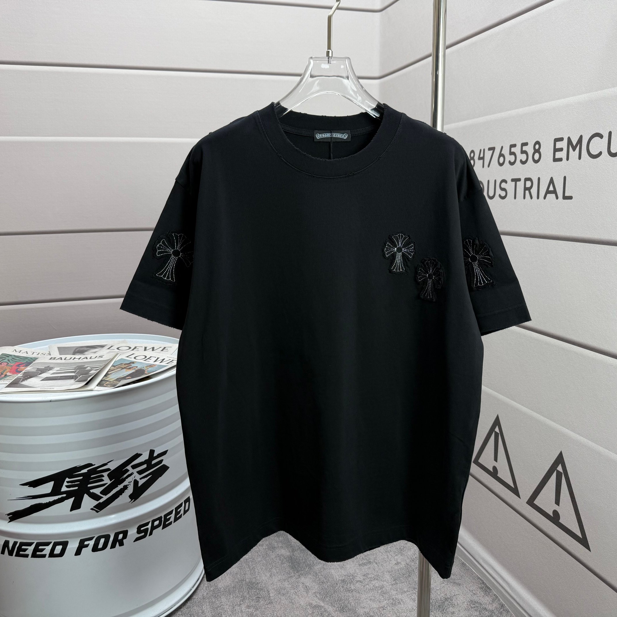 Chrome Hearts # CH 克罗* 2026春夏新款 洗水磨破320克圆领短袖tee 宽松版 贴布刺绣工艺