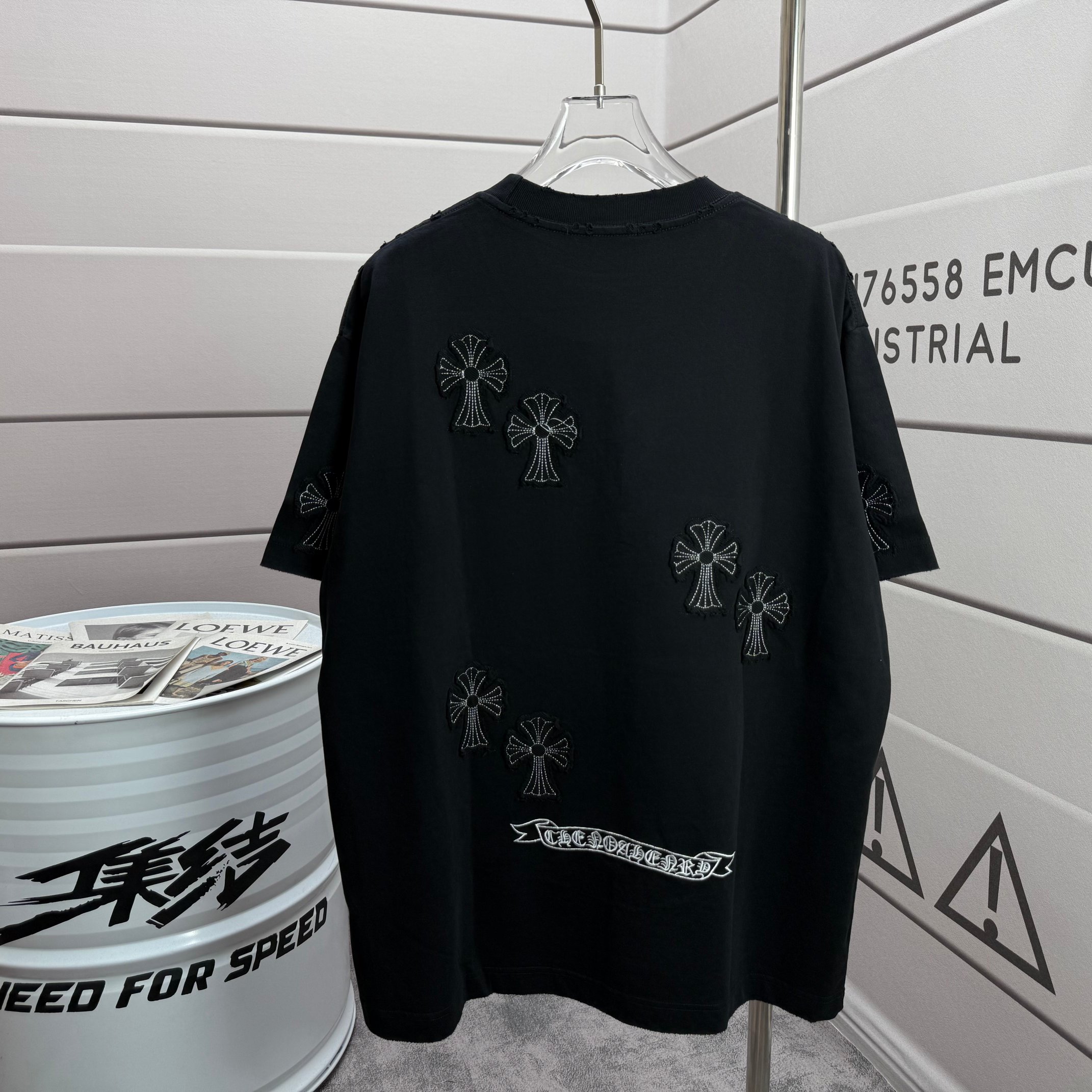 Chrome Hearts # CH 克罗* 2026春夏新款 洗水磨破320克圆领短袖tee 宽松版 贴布刺绣工艺