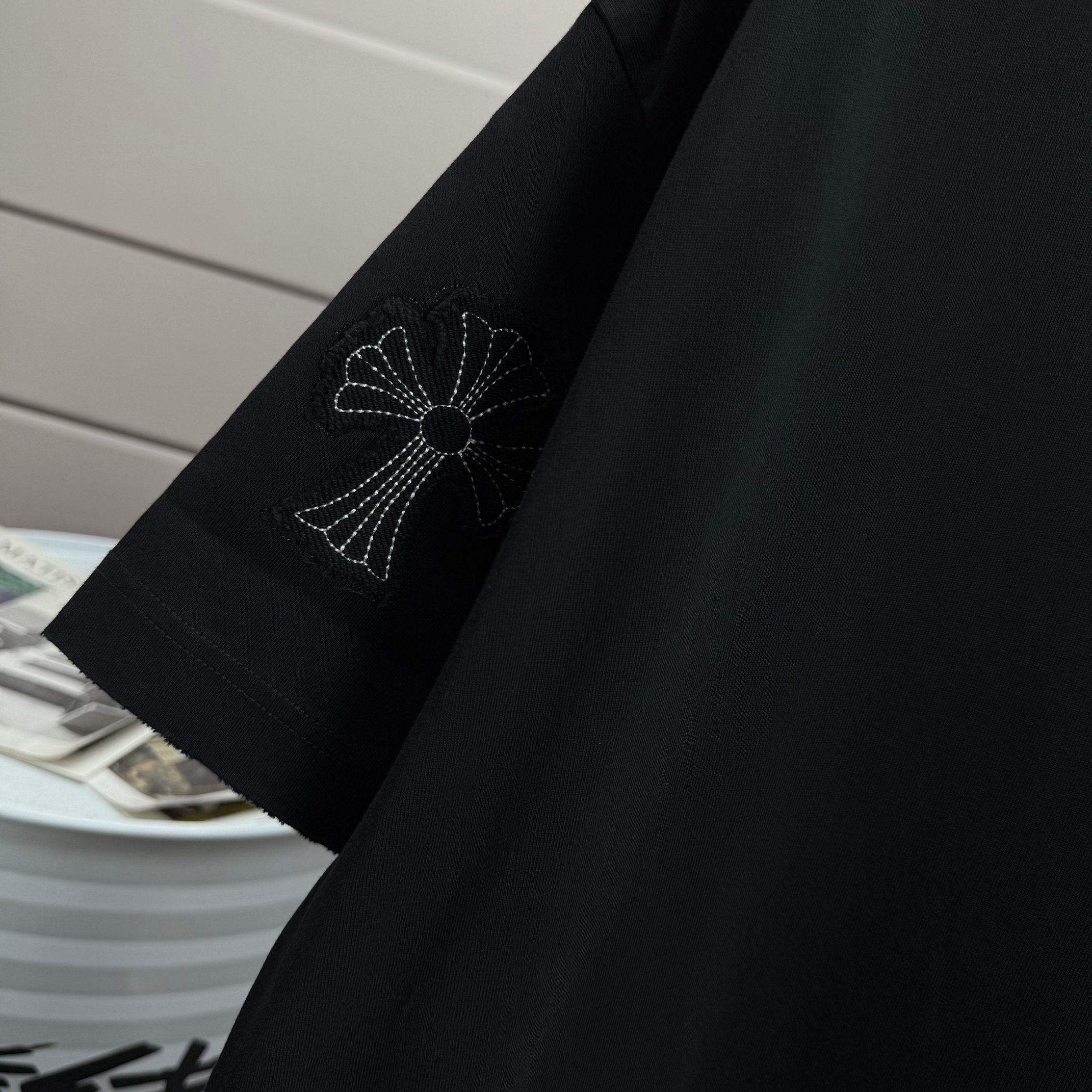 Chrome Hearts # CH 克罗* 2026春夏新款 洗水磨破320克圆领短袖tee 宽松版 贴布刺绣工艺