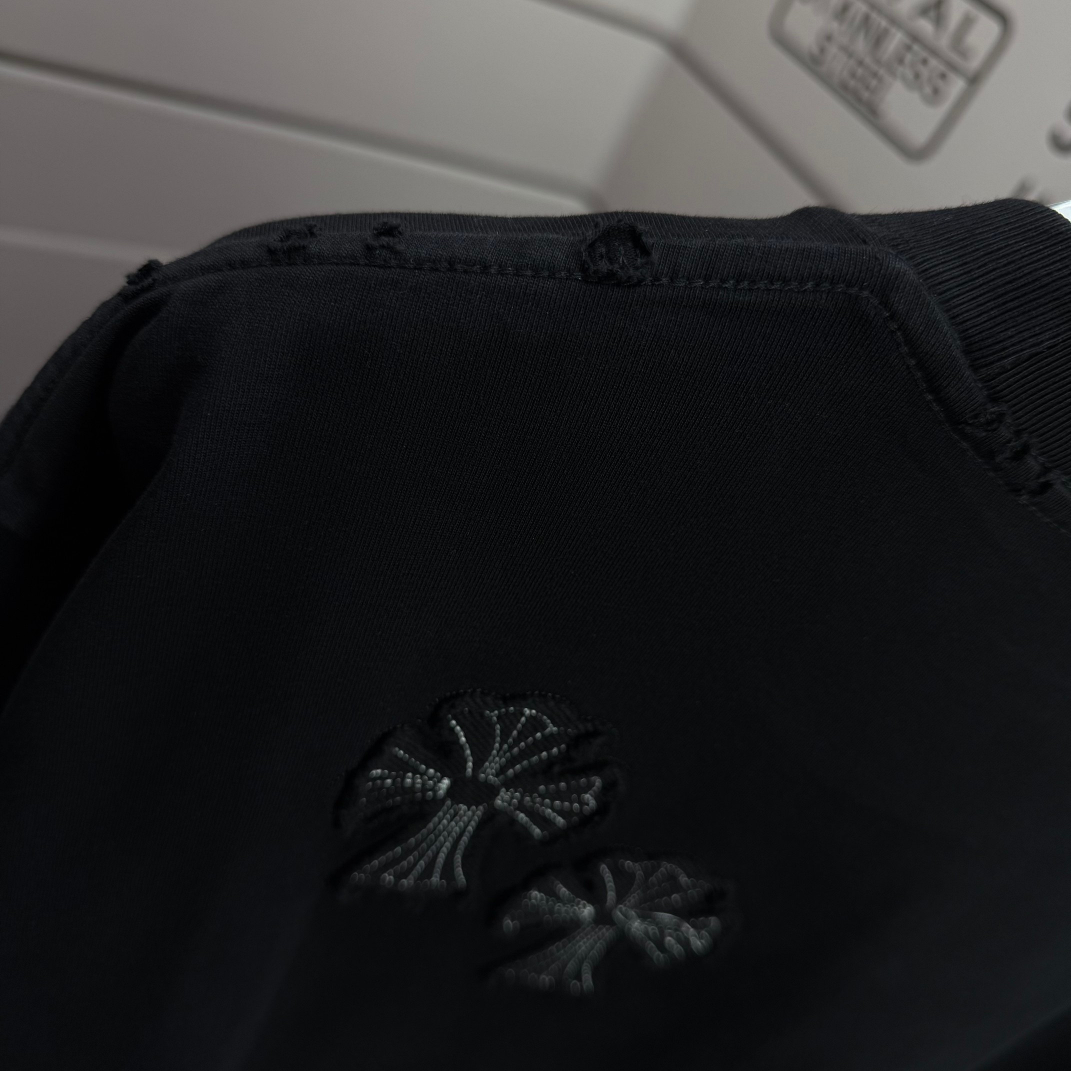 Chrome Hearts # CH 克罗* 2026春夏新款 洗水磨破320克圆领短袖tee 宽松版 贴布刺绣工艺