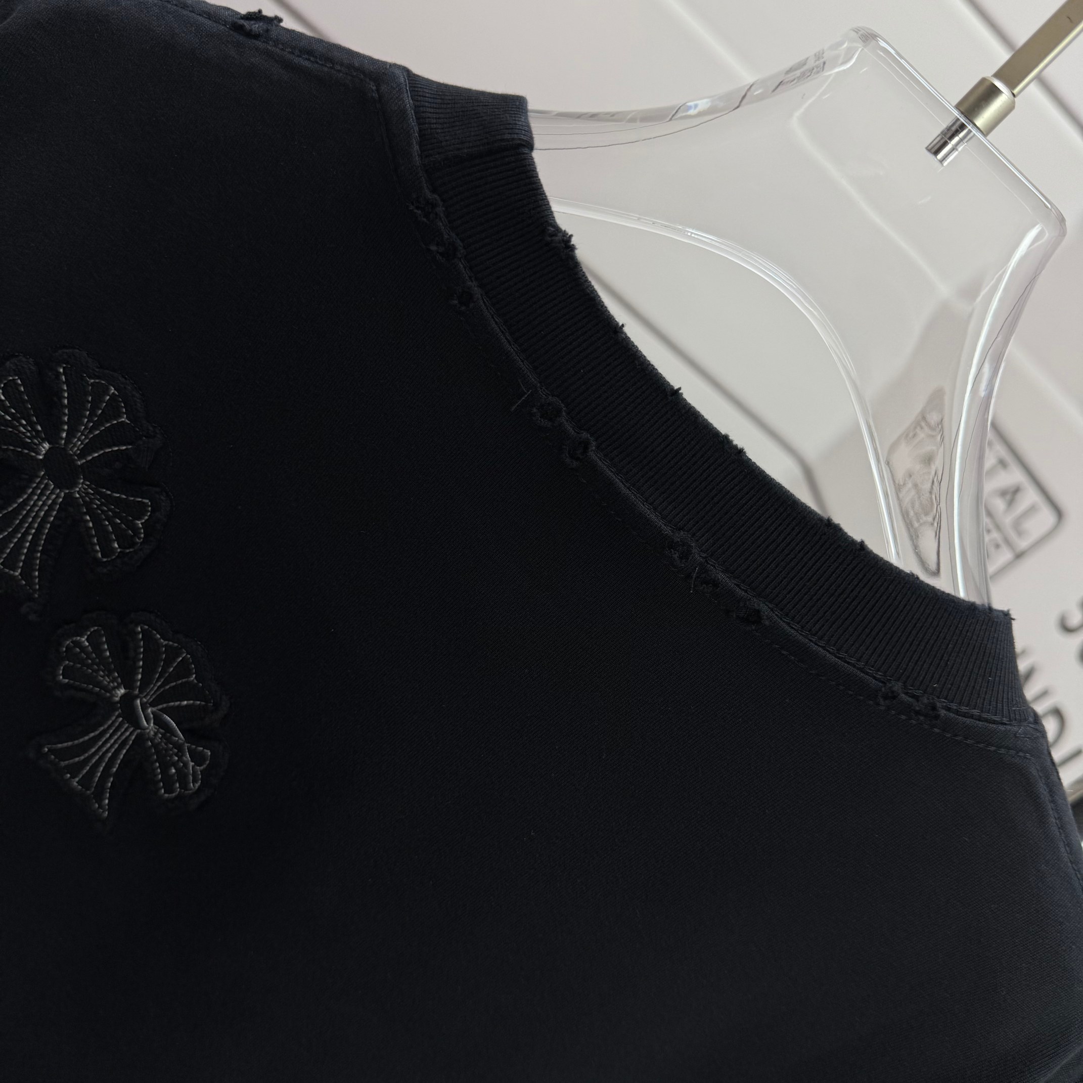 Chrome Hearts # CH 克罗* 2026春夏新款 洗水磨破320克圆领短袖tee 宽松版 贴布刺绣工艺