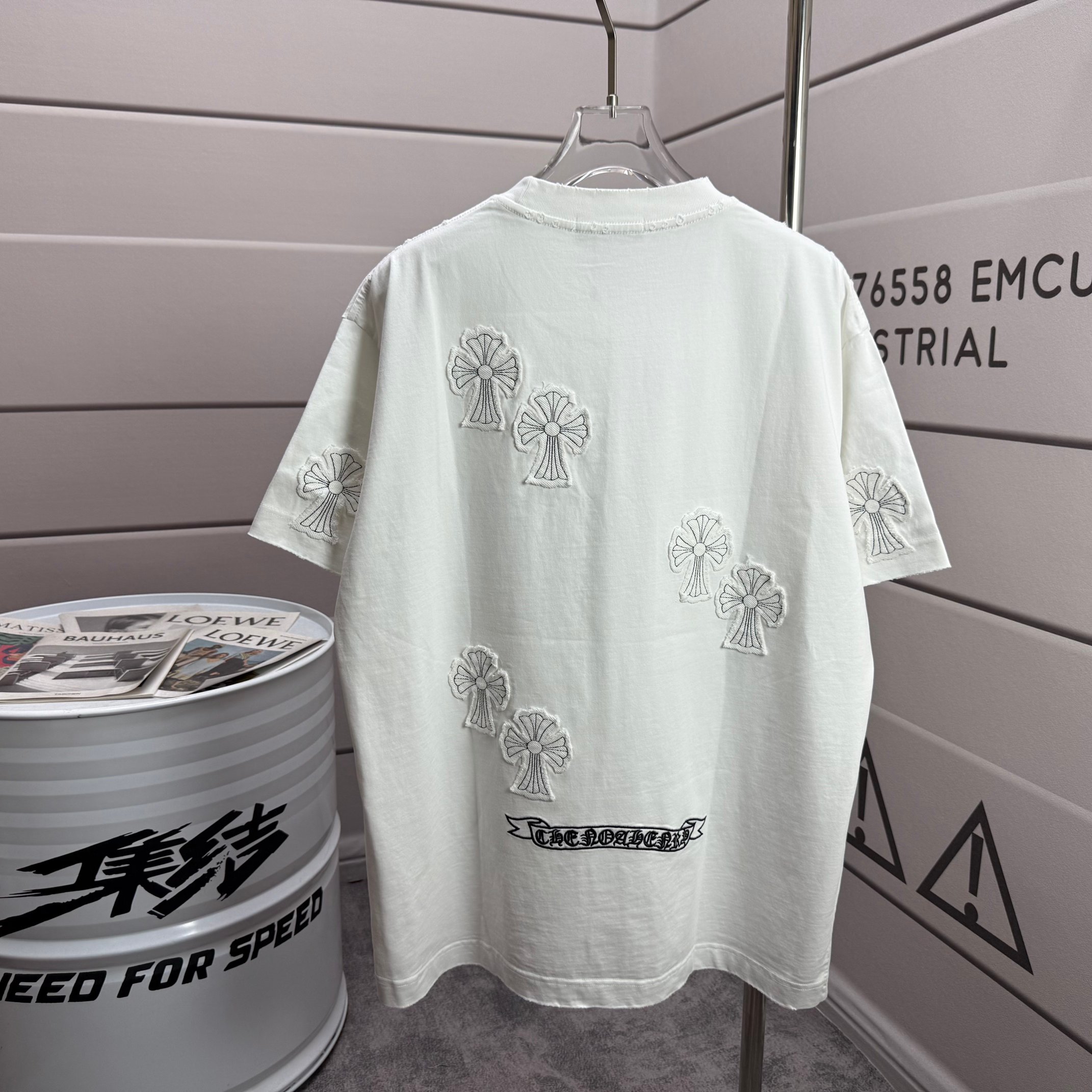 Chrome Hearts # CH 克罗* 2026春夏新款 洗水磨破320克圆领短袖tee 宽松版 贴布刺绣工艺