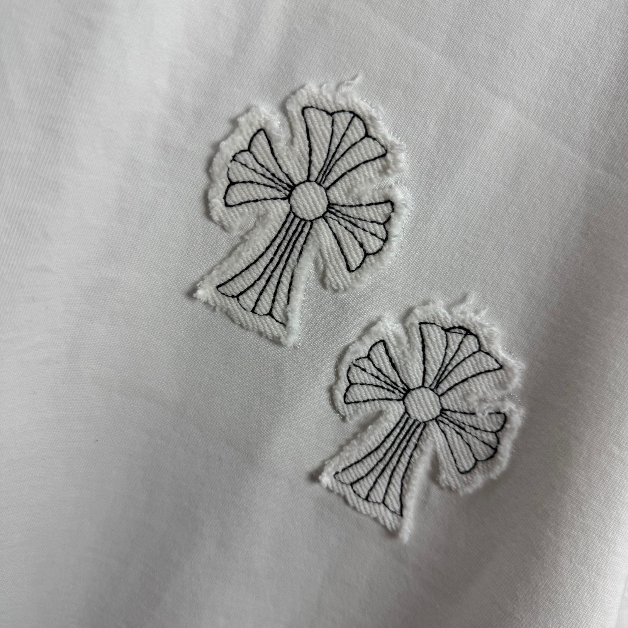 Chrome Hearts # CH 克罗* 2026春夏新款 洗水磨破320克圆领短袖tee 宽松版 贴布刺绣工艺