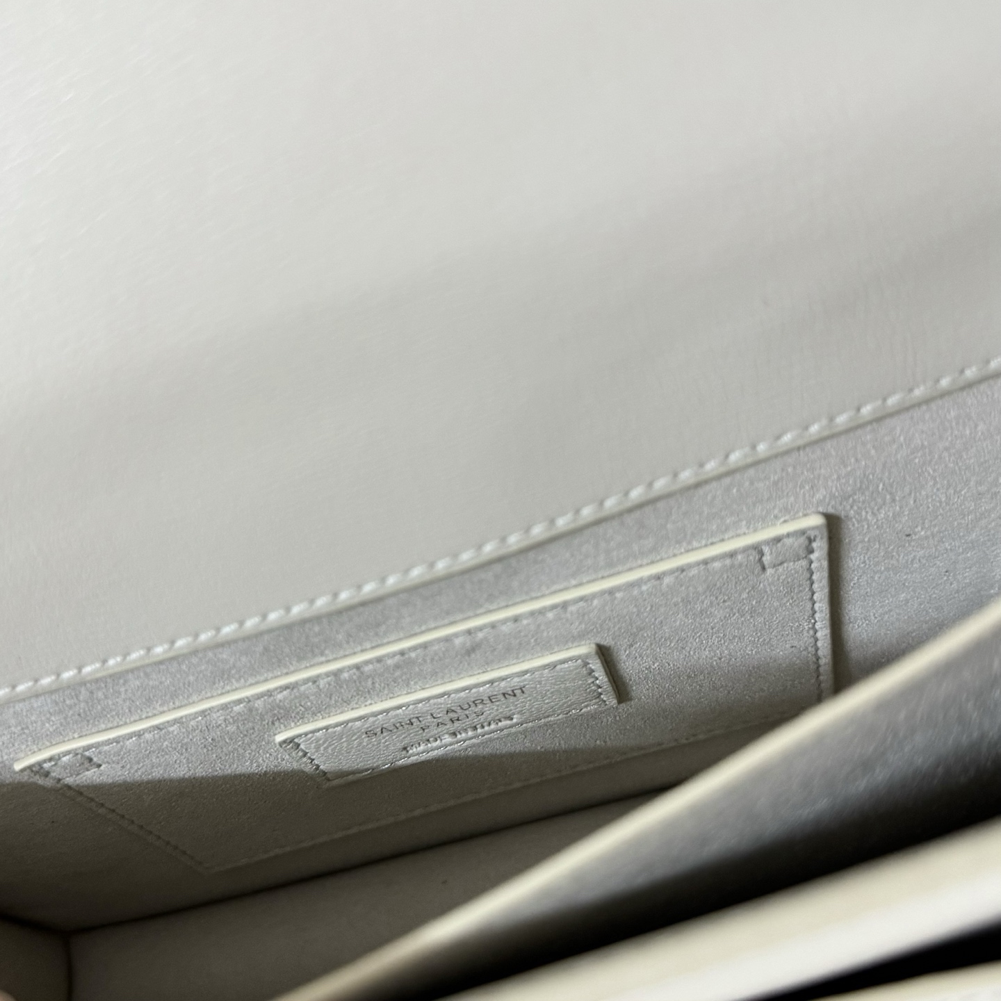 全套包装！Sunset日落包永不过时的款式，特制牛皮鳄鱼纹，包身精致又立体，侧面是小风琴设计，有种低调奢