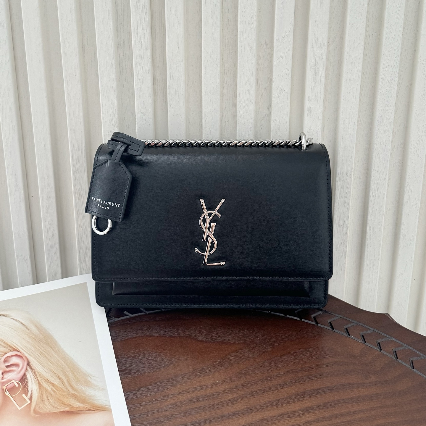 全套包装！Sunset日落包永不过时的款式，特制牛皮鳄鱼纹，包身精致又立体，侧面是小风琴设计，有种低调奢