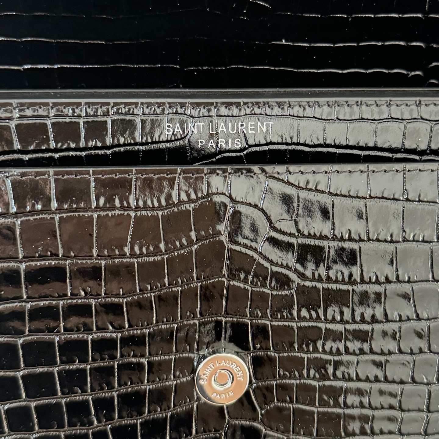 全套包装！Sunset日落包永不过时的款式，特制牛皮鳄鱼纹，包身精致又立体，侧面是小风琴设计，有种低调奢