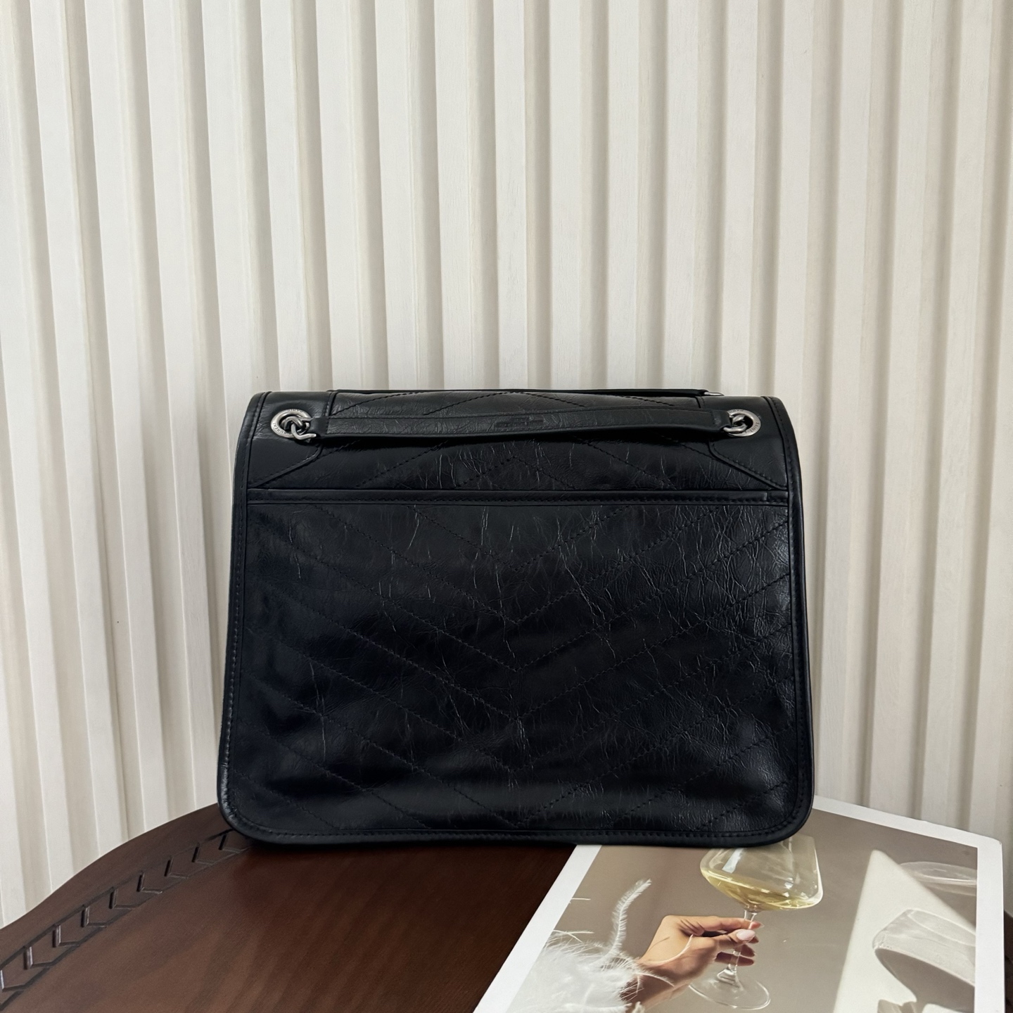 全套包装！型号:，尺寸:32-23-9cm！Niki新版，链条新增两个D扣，承受能力更强大！油蜡抓皱牛皮