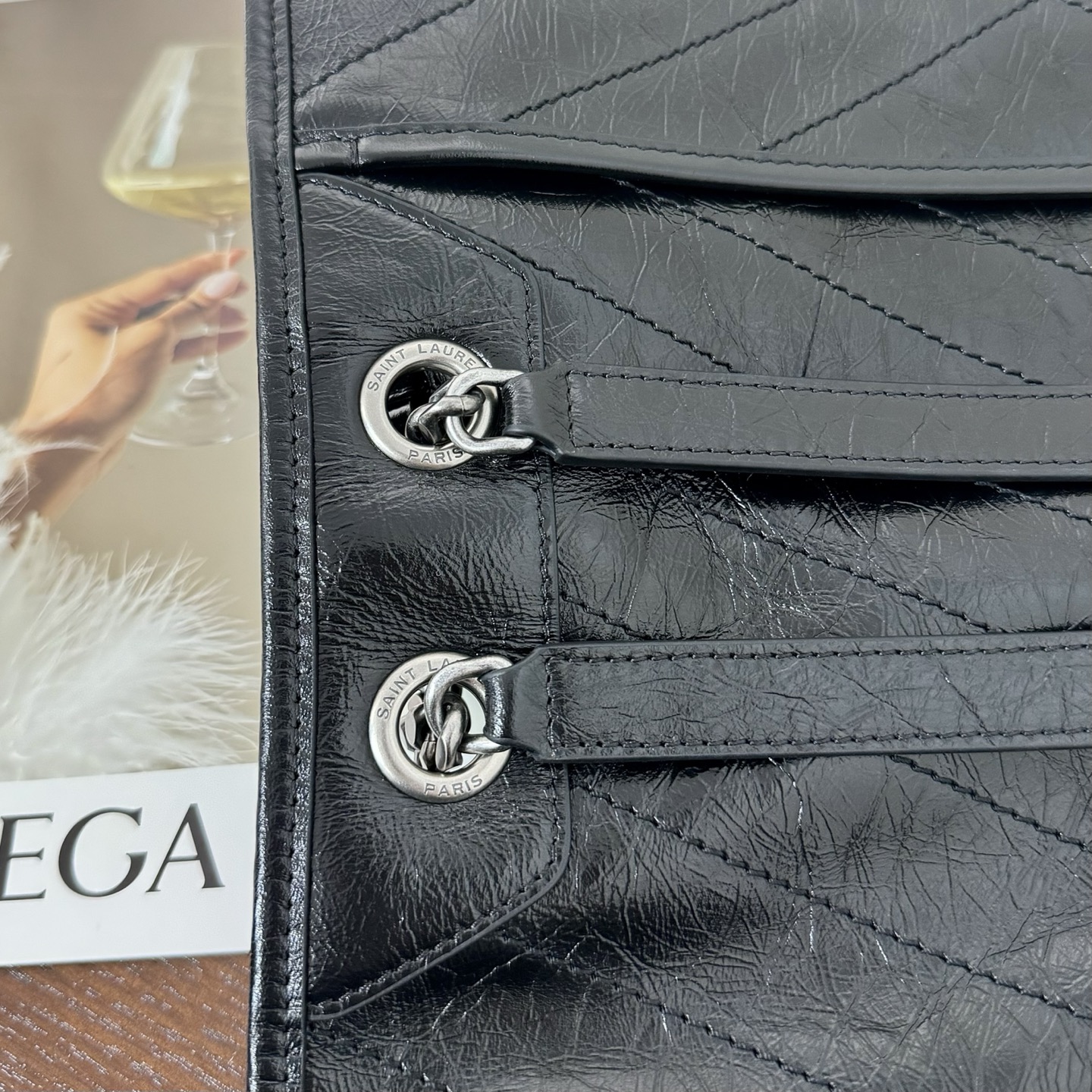 全套包装！型号:，尺寸:32-23-9cm！Niki新版，链条新增两个D扣，承受能力更强大！油蜡抓皱牛皮