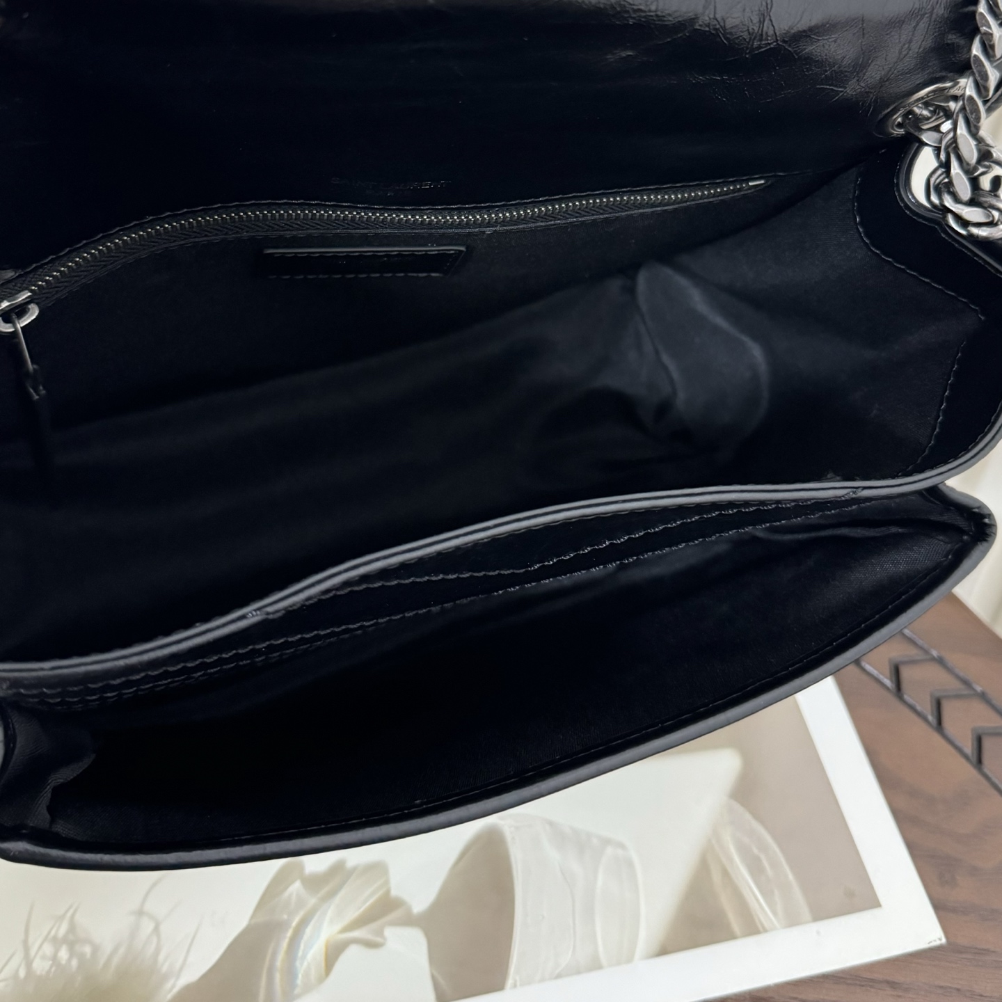 全套包装！型号:，尺寸:28-20-8.5cm！Niki新版，链条新增两个D扣，承受能力更强大！油蜡抓皱