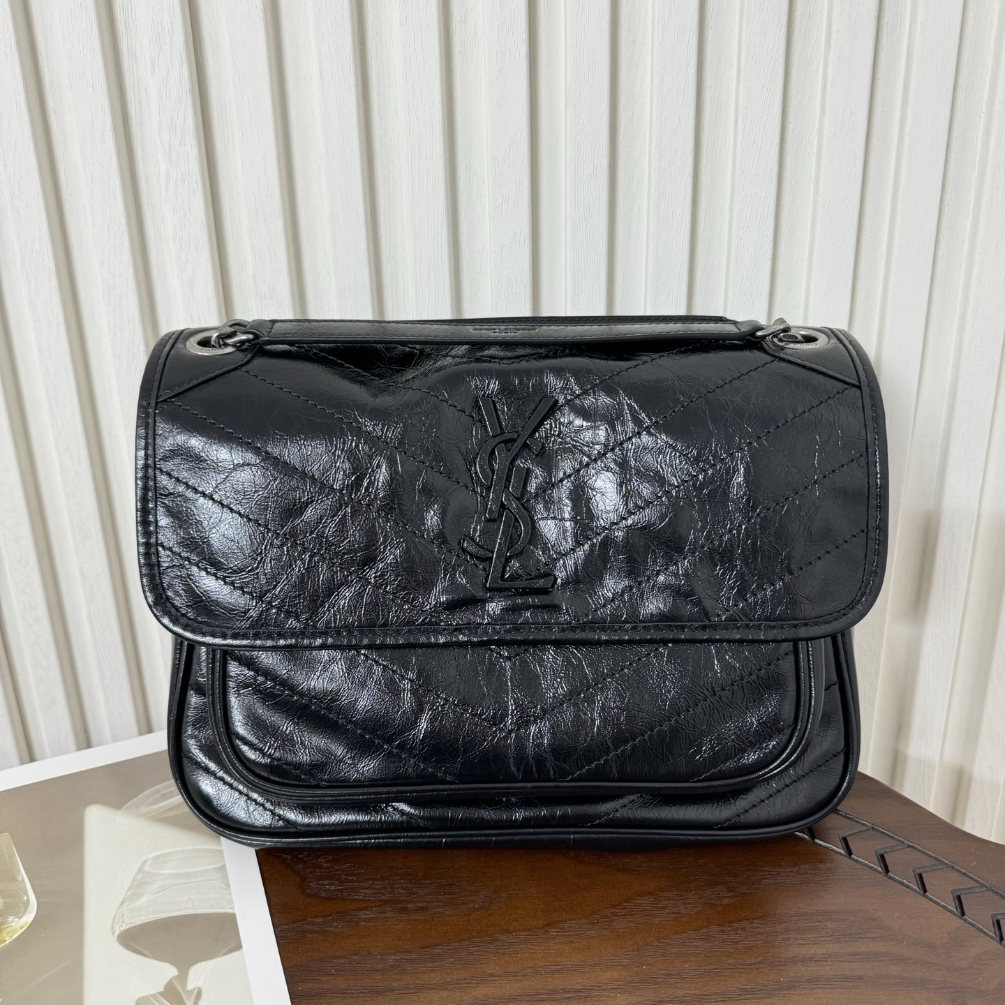 全套包装！型号:，尺寸:28-20-8.5cm！Niki新版，链条新增两个D扣，承受能力更强大！油蜡抓皱