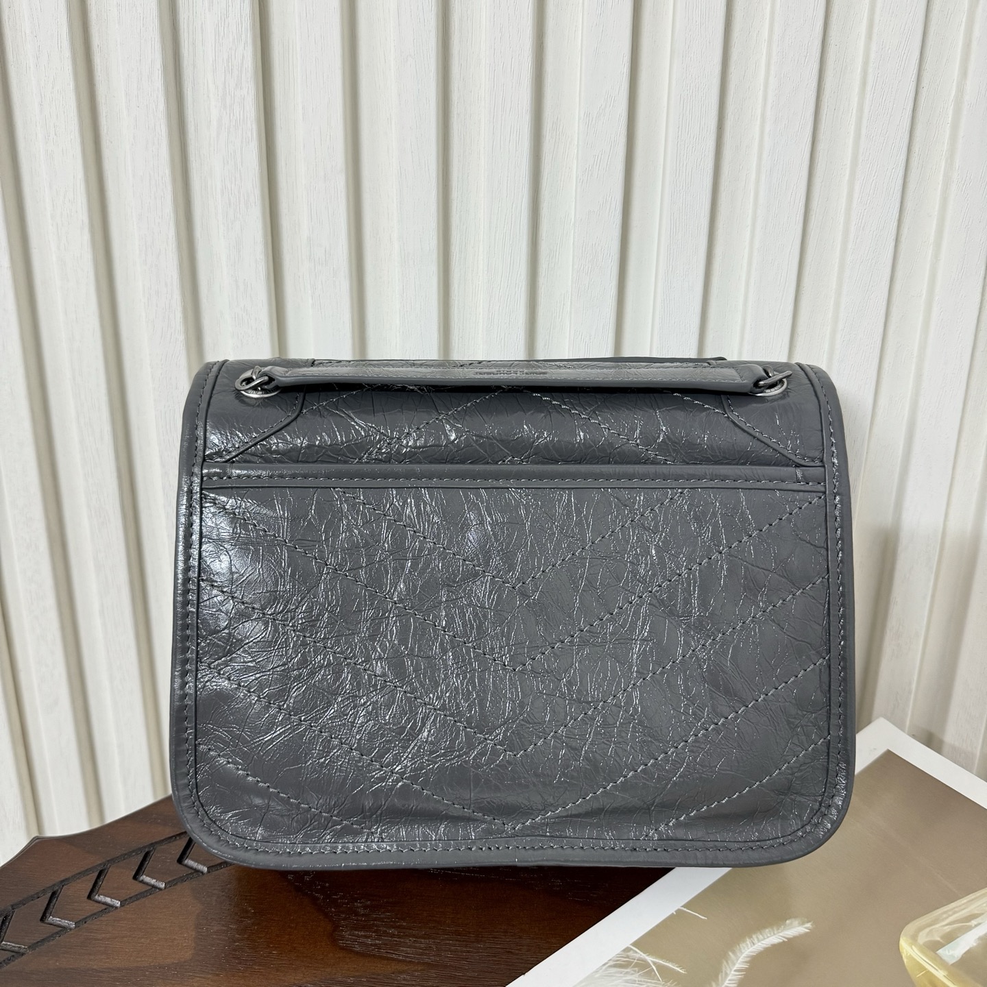 全套包装！型号:，尺寸:22-16.5-7.5cm！Niki新版，链条新增两个D扣，承受能力更强大！油蜡