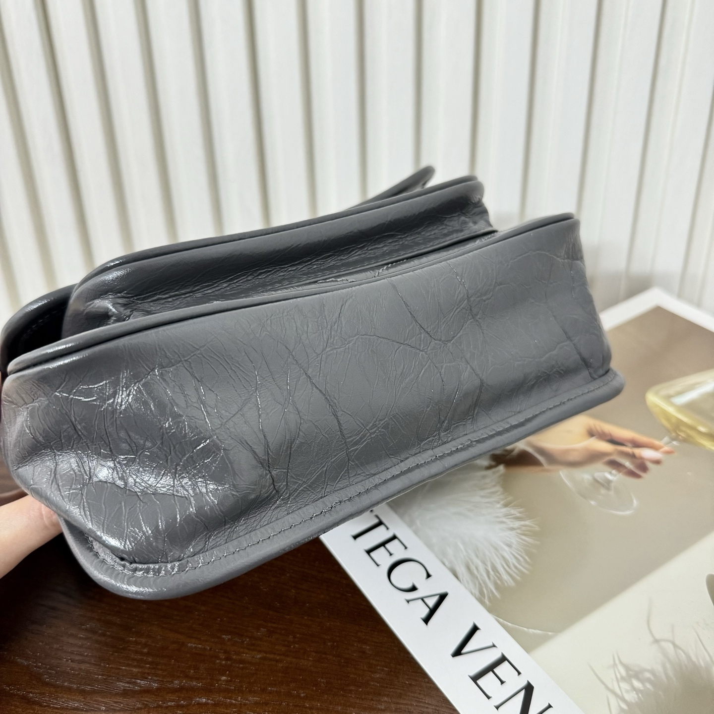 全套包装！型号:，尺寸:22-16.5-7.5cm！Niki新版，链条新增两个D扣，承受能力更强大！油蜡