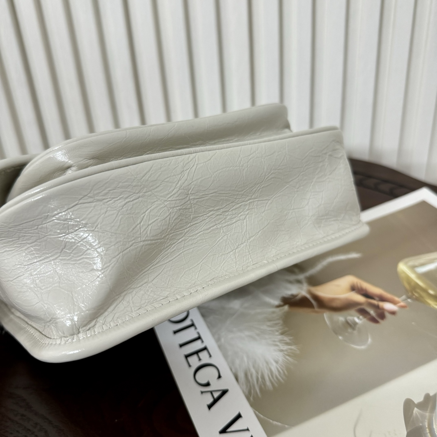 全套包装！型号:，尺寸:22-16.5-7.5cm！Niki新版，链条新增两个D扣，承受能力更强大！油蜡