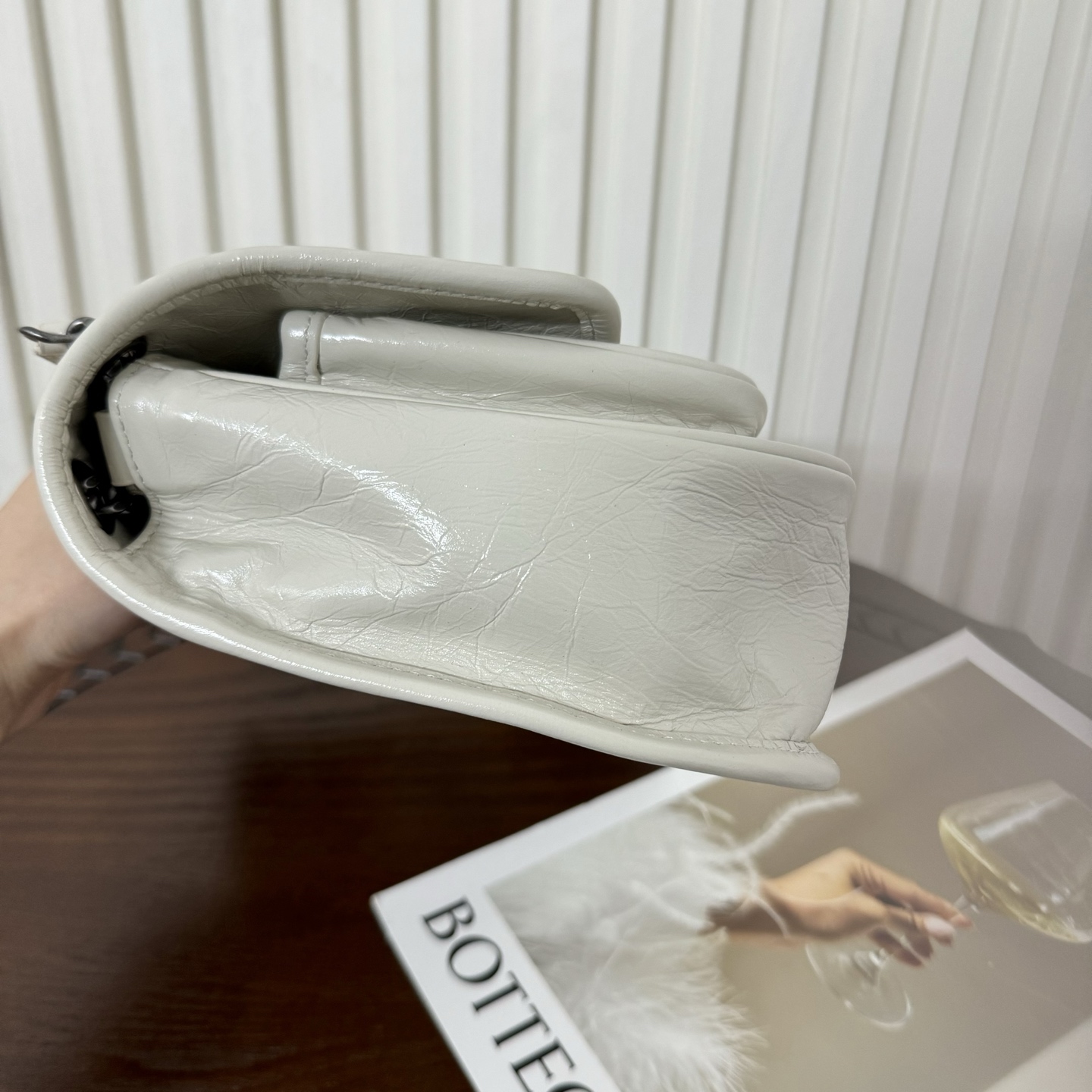 全套包装！型号:，尺寸:22-16.5-7.5cm！Niki新版，链条新增两个D扣，承受能力更强大！油蜡