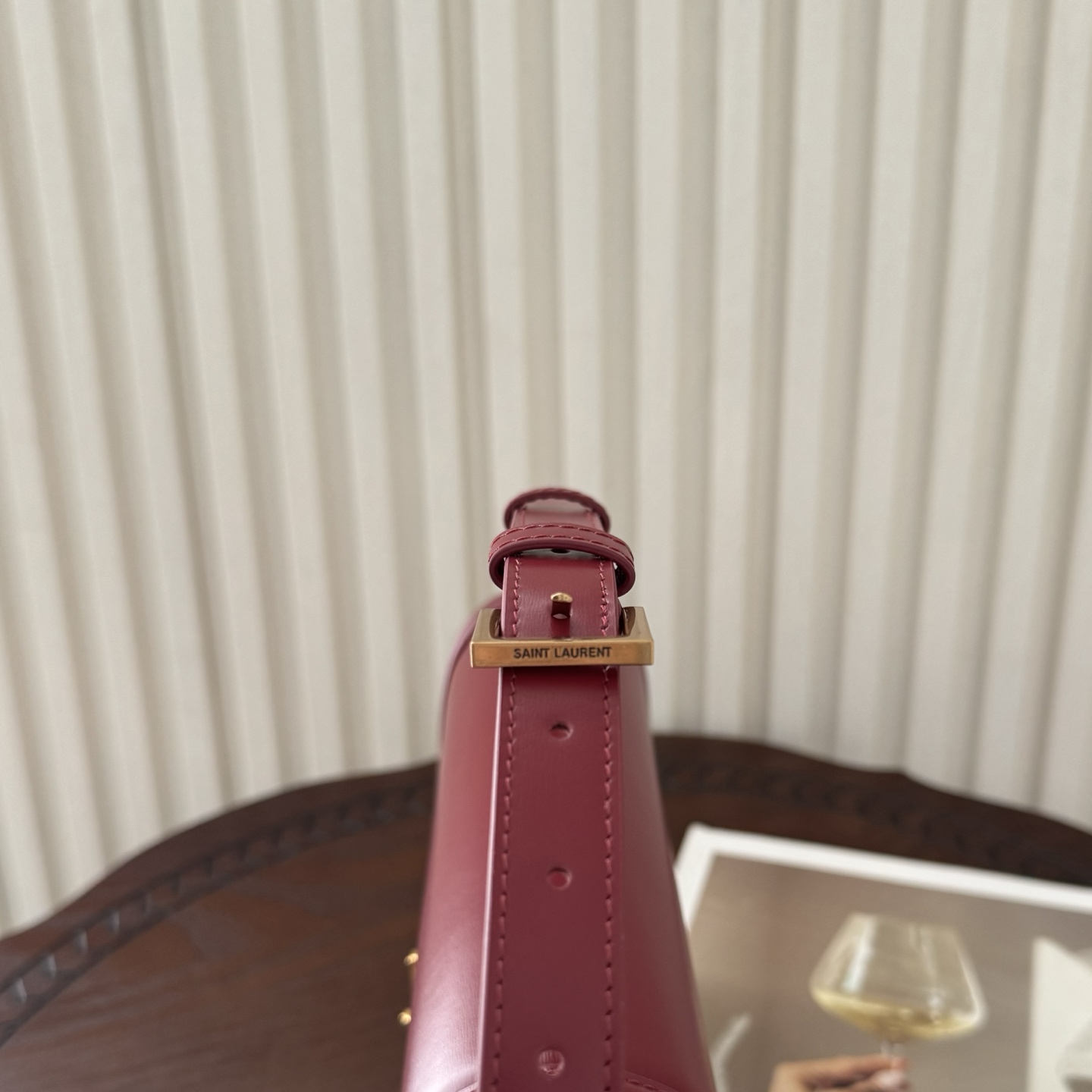 全套包装！Solferion Box中号。型号:，尺寸:23-17-6cm!打造更高级手感的Box牛皮，