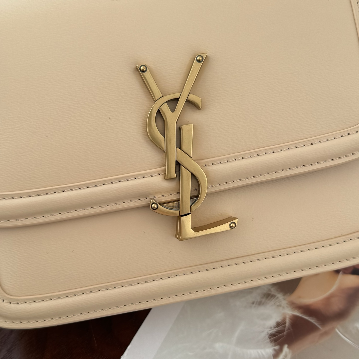 Solferion Box小号，型号:，尺寸:19–14-5cm!打造更高级手感的Box牛皮，越用越美的