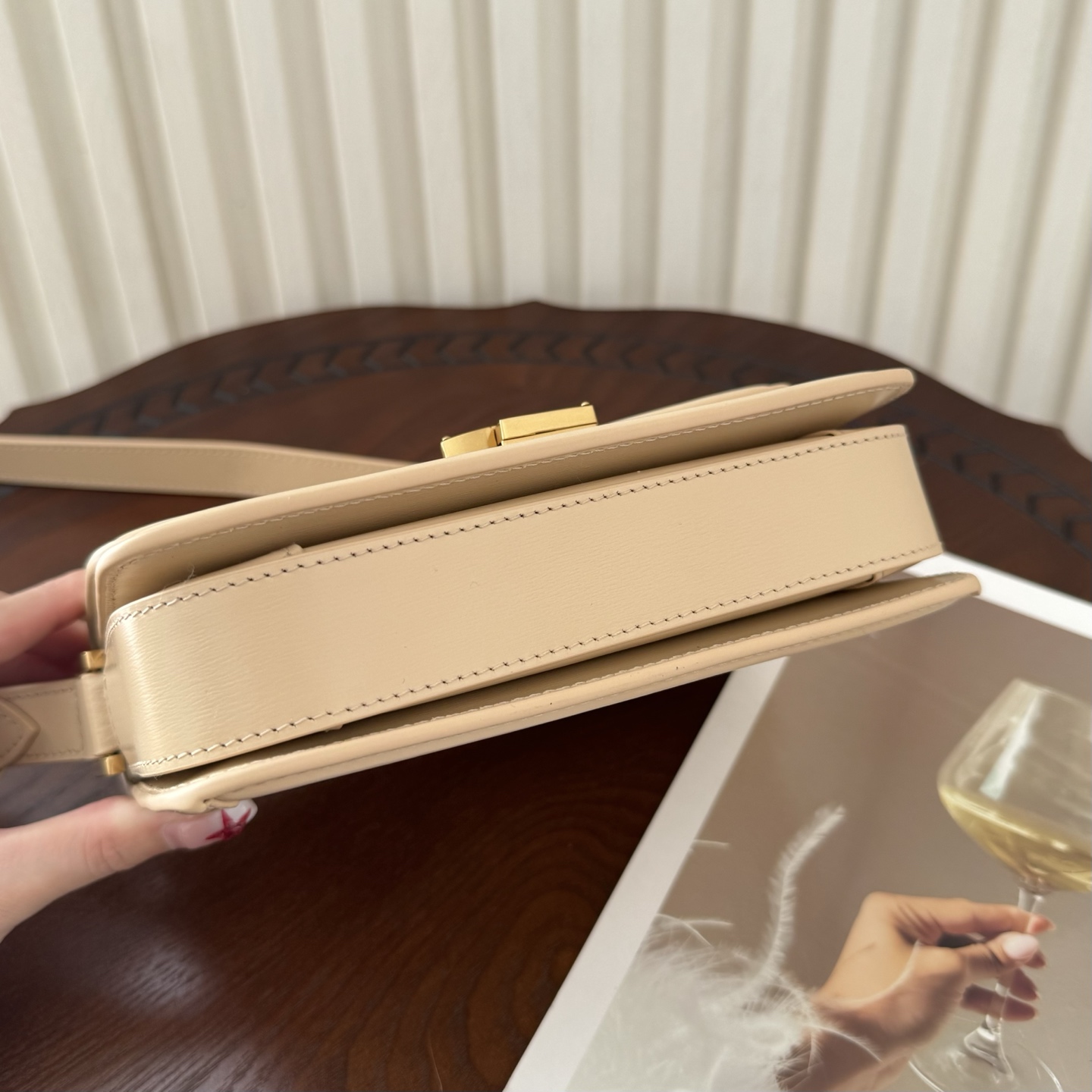 Solferion Box小号，型号:，尺寸:19–14-5cm!打造更高级手感的Box牛皮，越用越美的