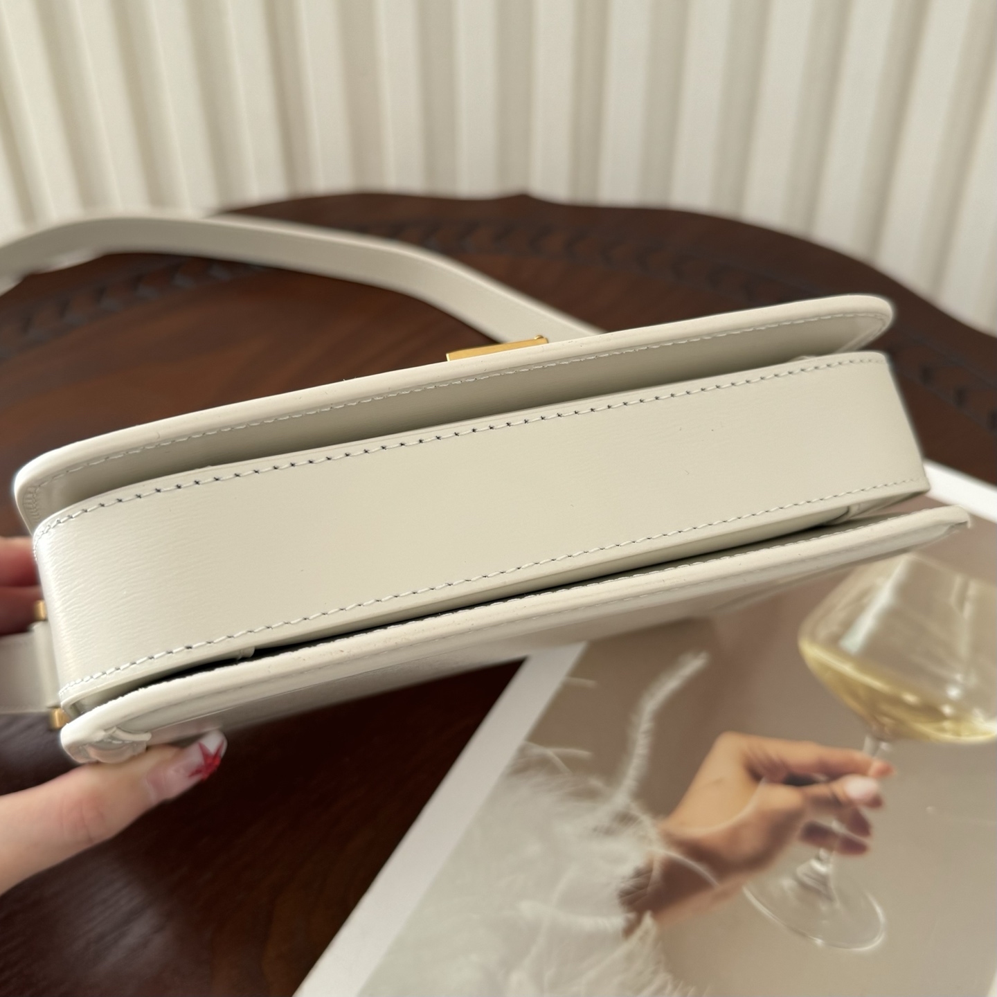 Solferion Box小号，型号:，尺寸:19–14-5cm!打造更高级手感的Box牛皮，越用越美的