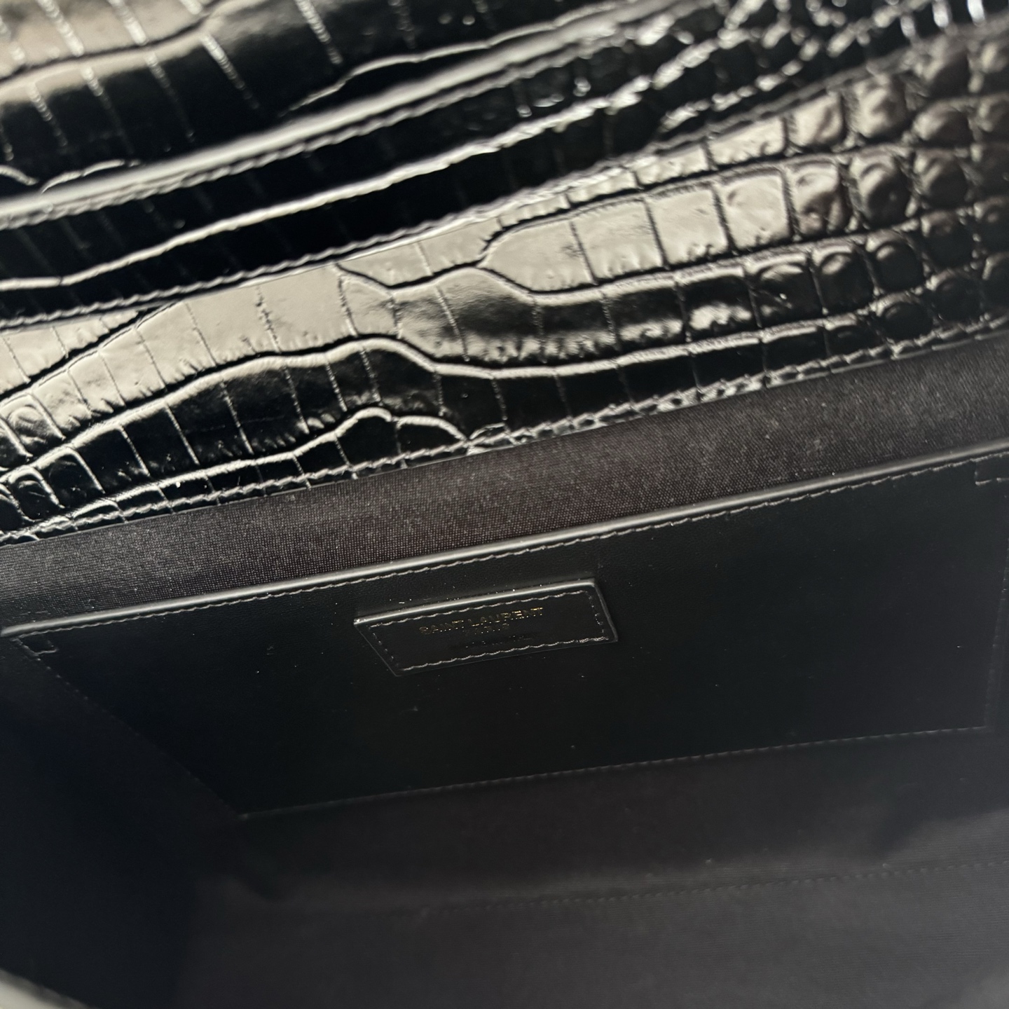 全套包装！Manhattan曼哈顿，鳄鱼纹！简约大气的款式，透着一股高贵优雅任何场合都能驾驭容量大超能装