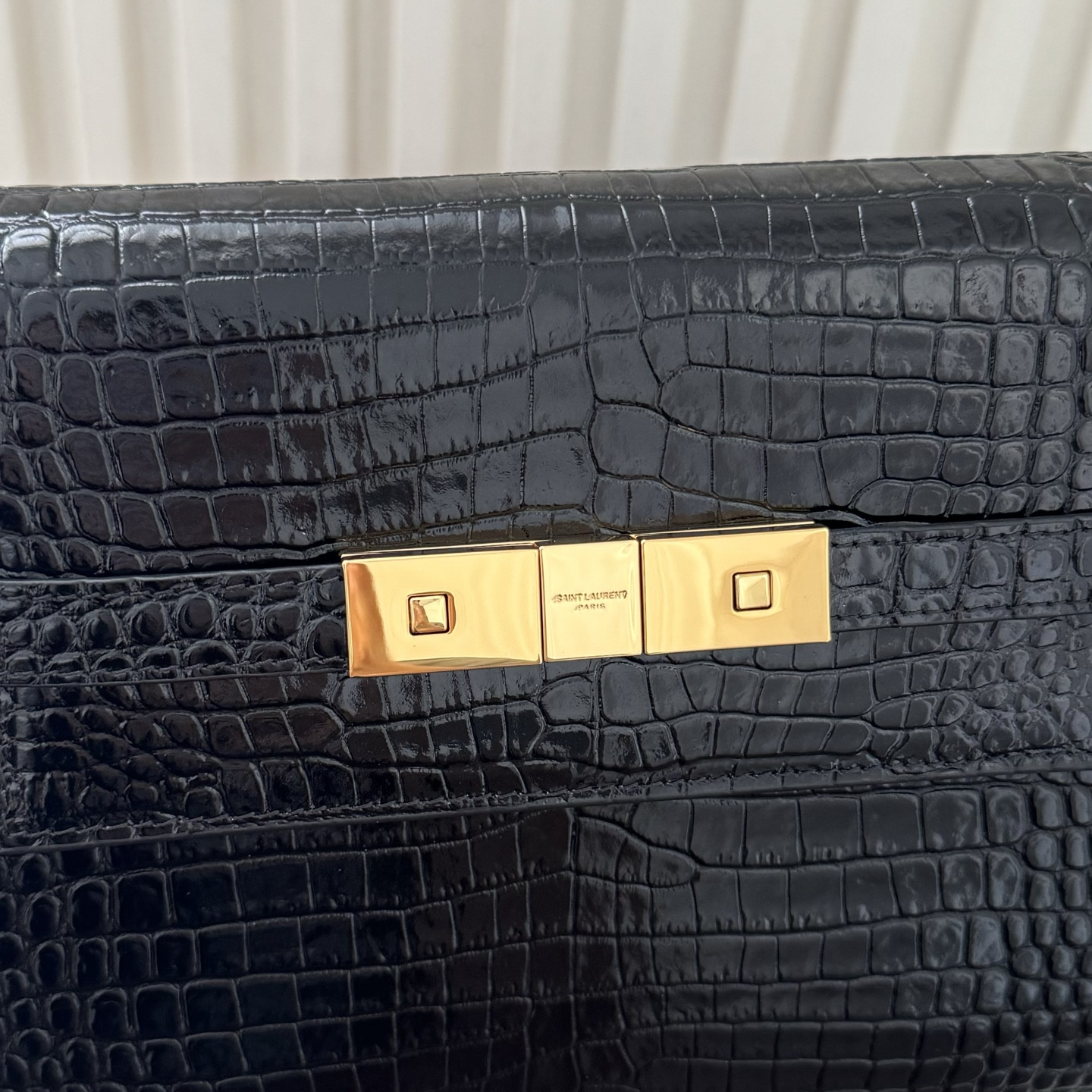 全套包装！Manhattan曼哈顿小号，鳄鱼纹！简约大气的款式，透着一股高贵优雅，任何场合都可以驾奴，肩