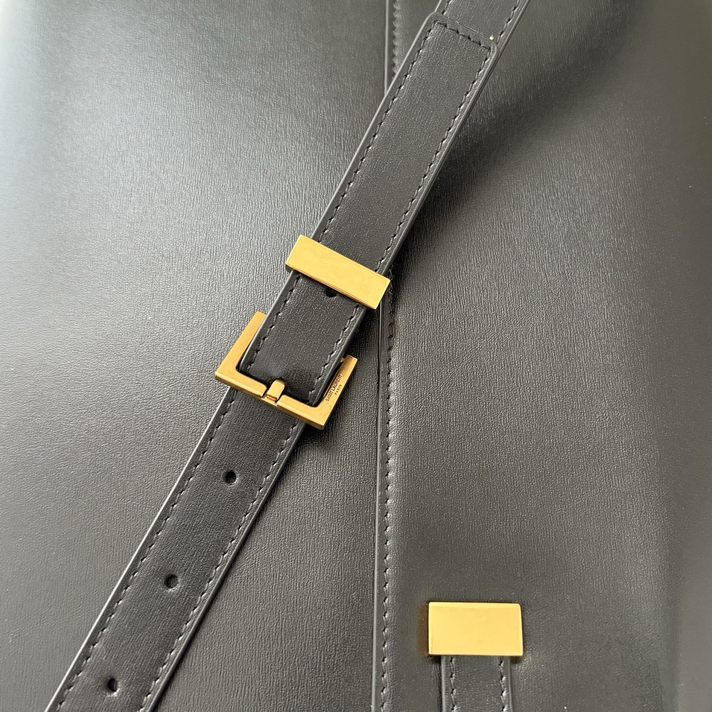 全套包装！Manhattan曼哈顿，牙签纹！简约大气的款式，透着一股高贵优雅任何场合都能驾驭容量大超能装