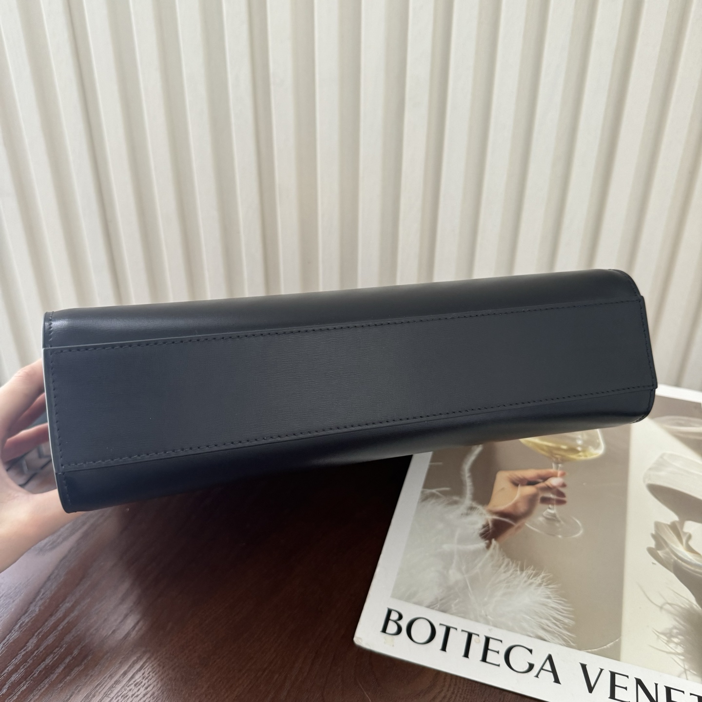 全套包装！Manhattan曼哈顿，牙签纹！简约大气的款式，透着一股高贵优雅任何场合都能驾驭容量大超能装