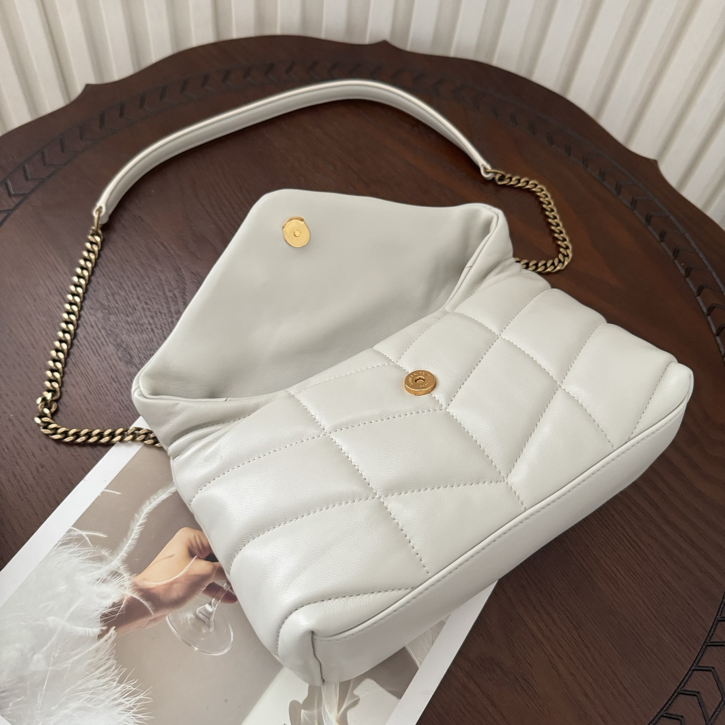 全套包装！LOULOU PUFFE迷你号绗缝小羊皮包，手感柔软细腻的小羊皮，罗缎衬里，能装轻便，单肩斜挎