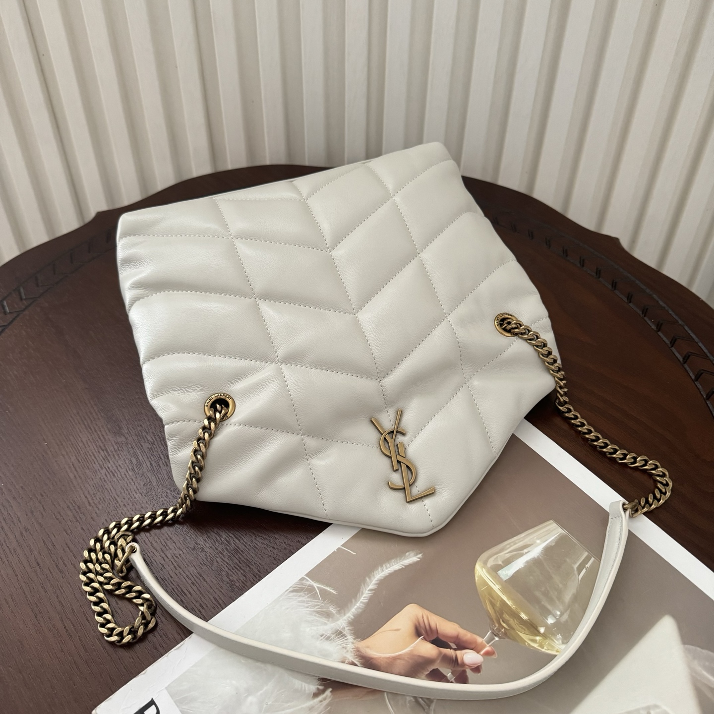 全套包装！LOULOU PUFFE迷你号绗缝小羊皮包，手感柔软细腻的小羊皮，罗缎衬里，能装轻便，单肩斜挎