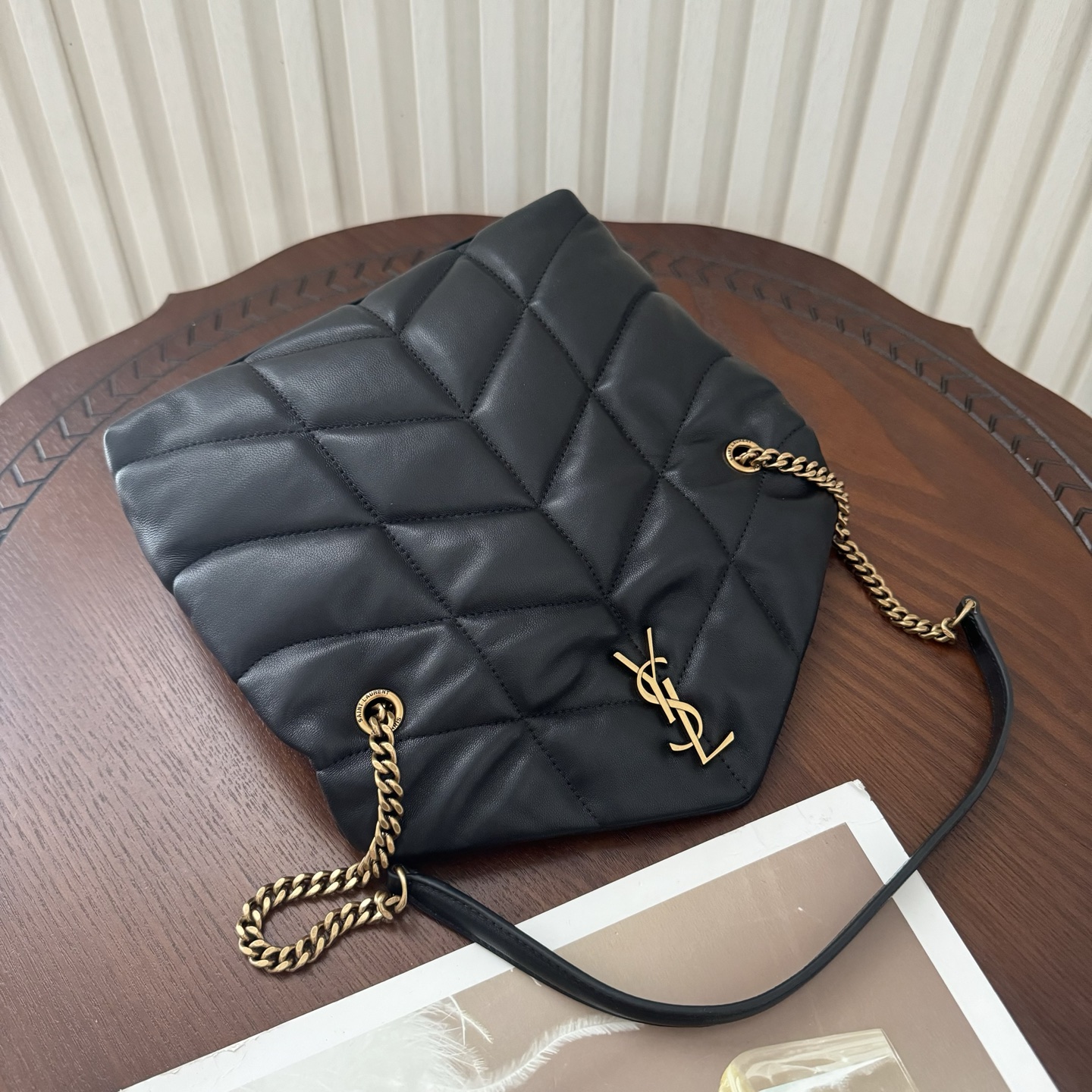 全套包装！LOULOU PUFFE迷你号绗缝小羊皮包，手感柔软细腻的小羊皮，罗缎衬里，能装轻便，单肩斜挎