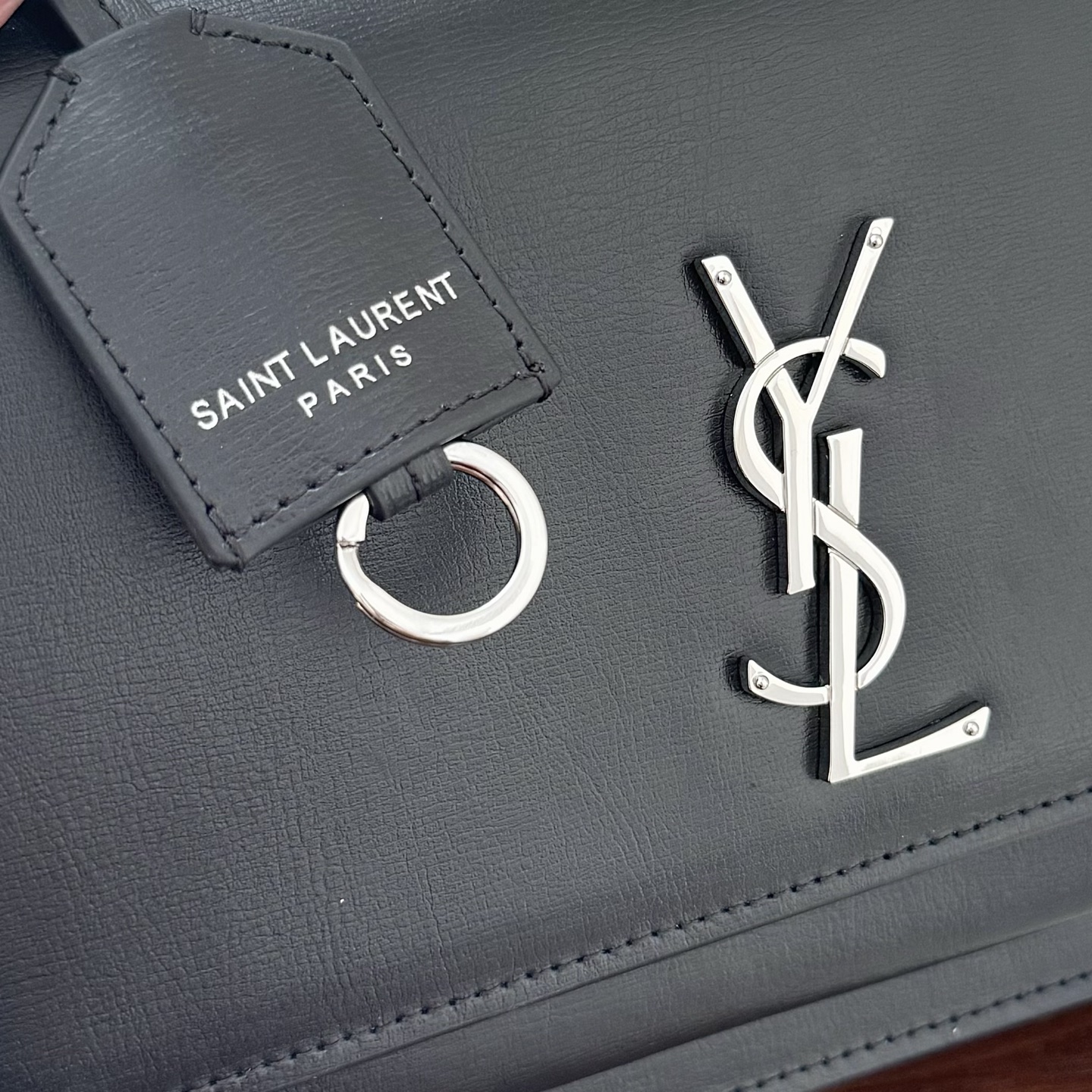 全套包装！Sunset日落包永不过时的款式，特制牛皮鳄鱼纹，包身精致又立体，侧面是小风琴设计，有种低调奢