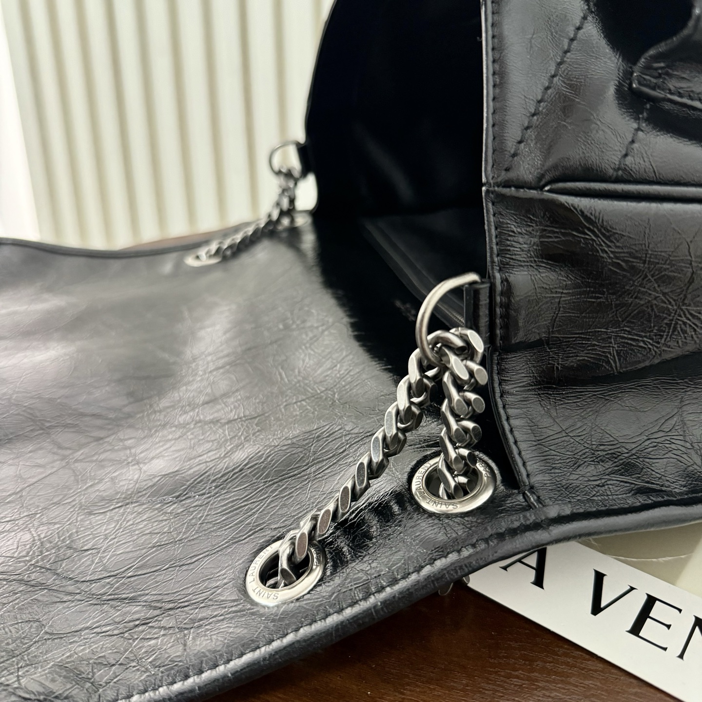 全套包装！型号:，尺寸:32-23-9cm！Niki新版，链条新增两个D扣，承受能力更强大！油蜡抓皱牛皮